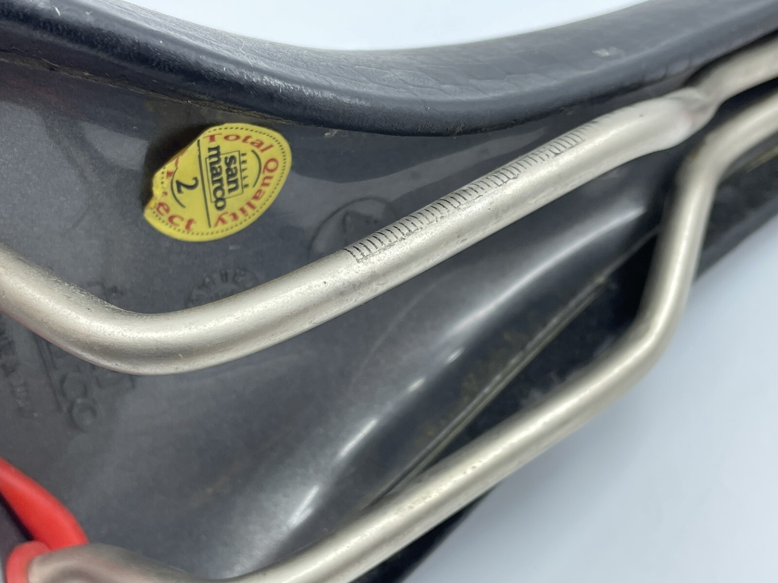 MODERN CLASSIC Selle San Marco HOSKAR 1998 Saddle Manganese Rails VERY GOOD USED