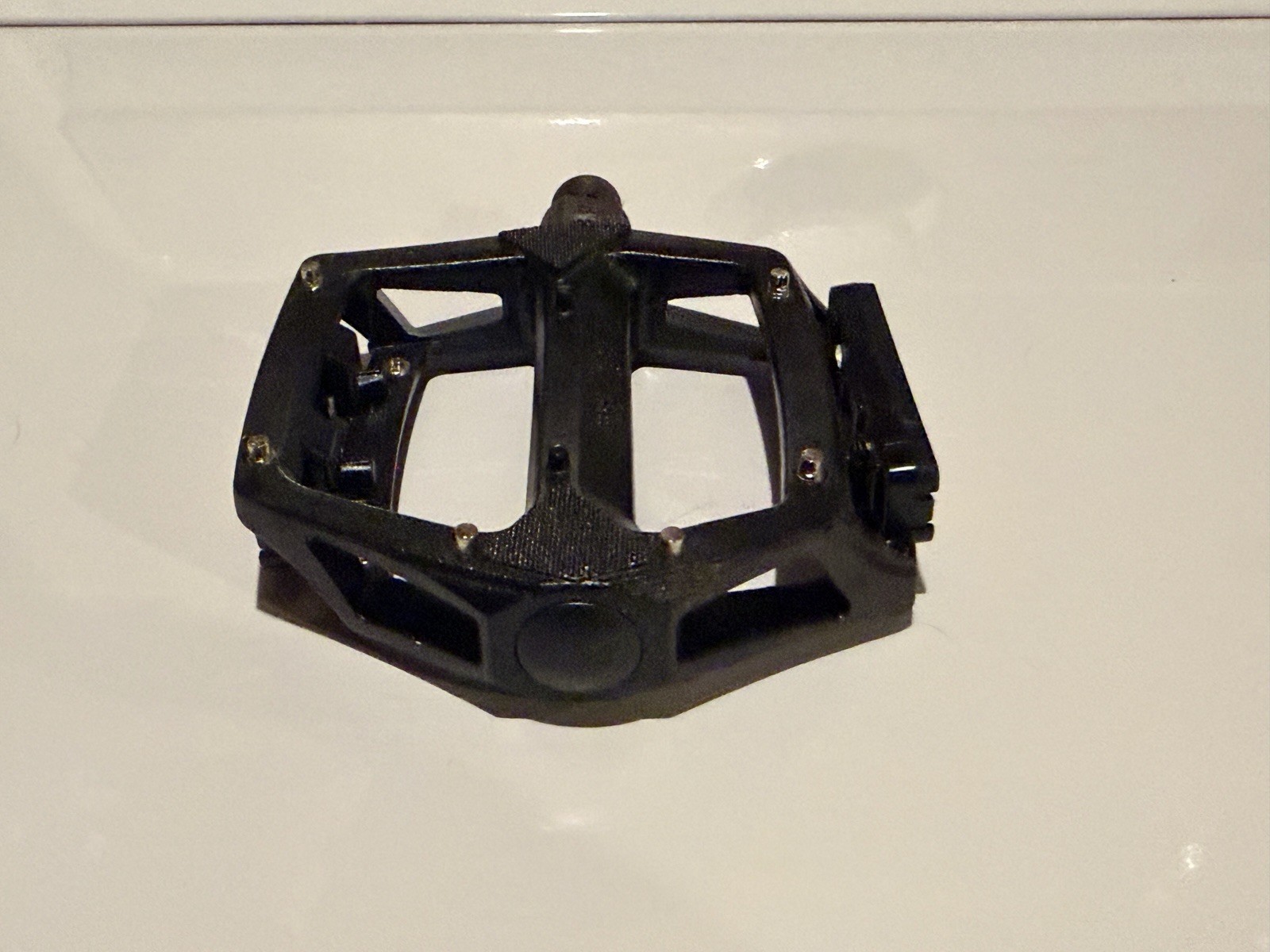 2x Wellgo Black Flat/Platform Bike Pedals. 9/16” Spindle. Never Ridden.