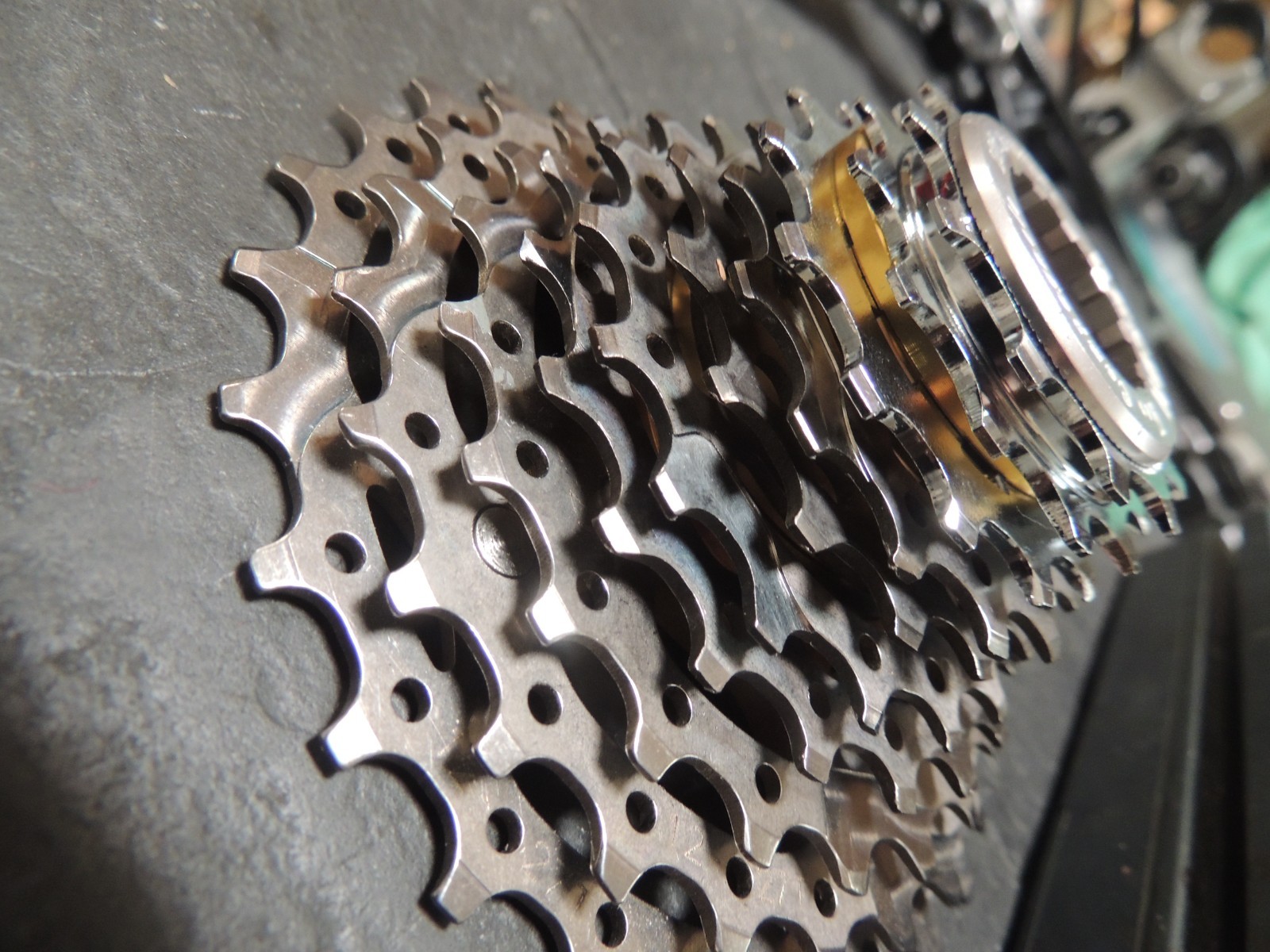 Recon 10 Spd Campagnolo Compatible Cassette 11-27 Titanium NEW Ultralight