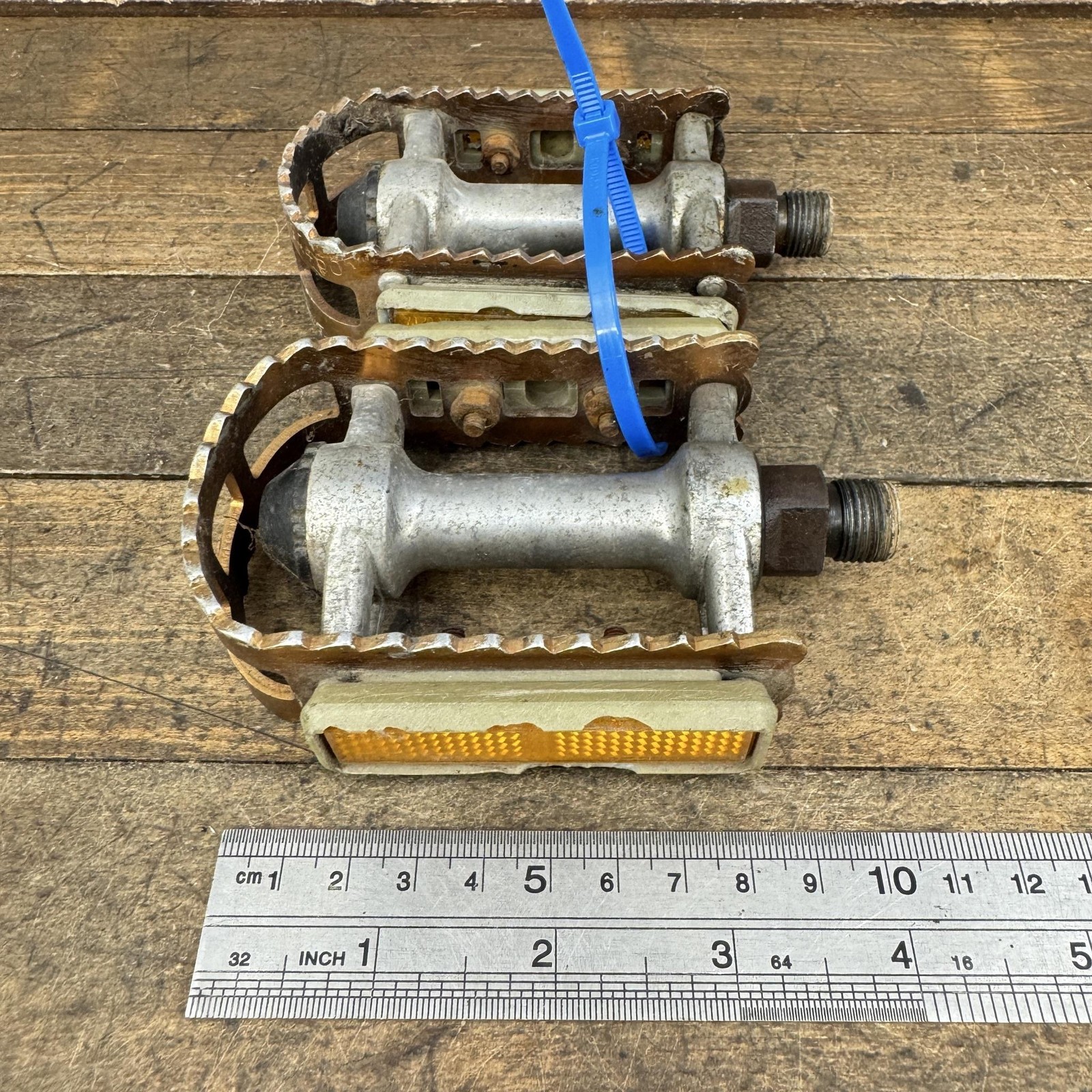Vintage VP-450 BMX Bike Pedals 9/16 Old SChool BMX Alloy 3pc 1980s