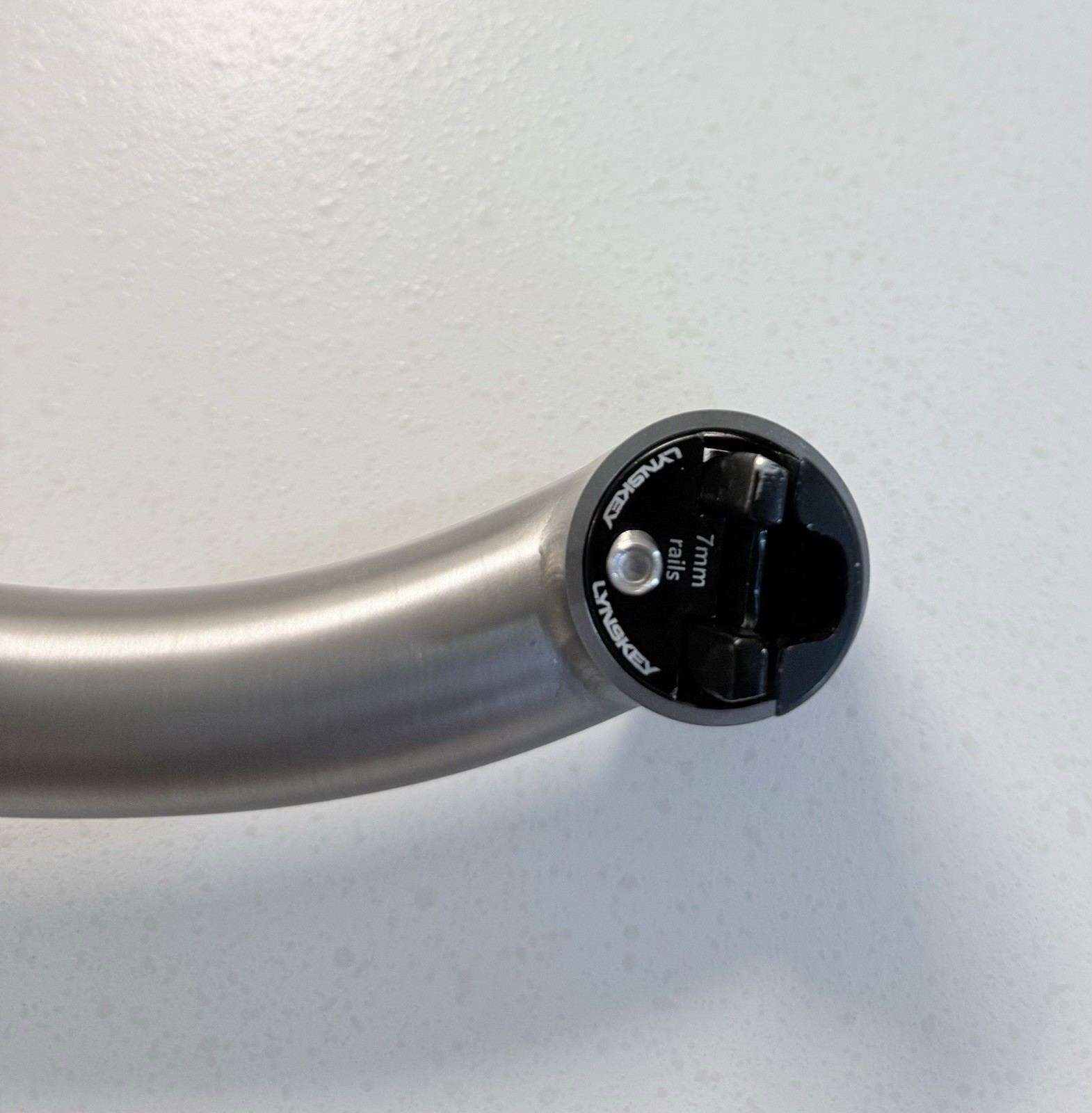 Lynskey Performance Titanium seatpost (set Back) 27.2 x 400mm