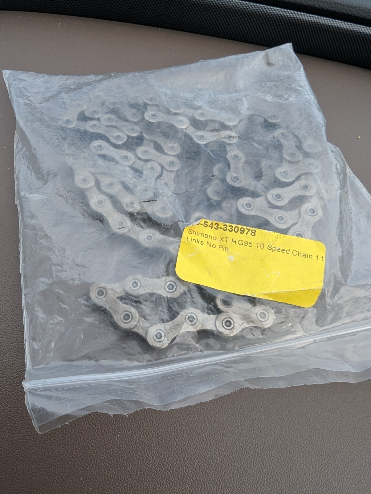 Genuine Shimano Mountain Bike Chain 10-Speed CN-HG95 XTR Deore XT SLX 116 Link