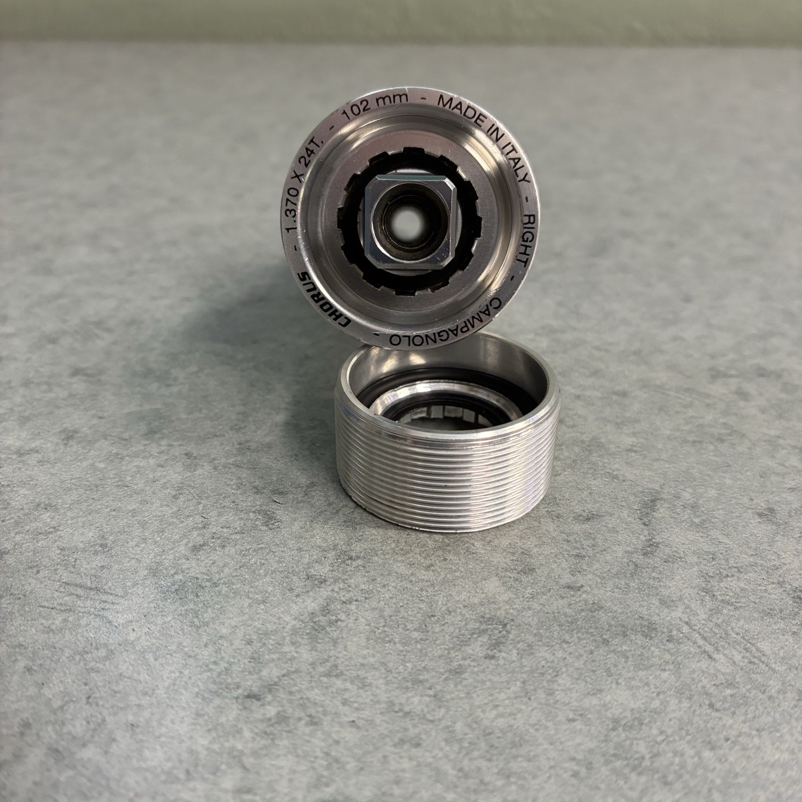 Campagnolo Chorus Bottom Bracket 102mm -Square Taper ISO See Pictures *Cracked*