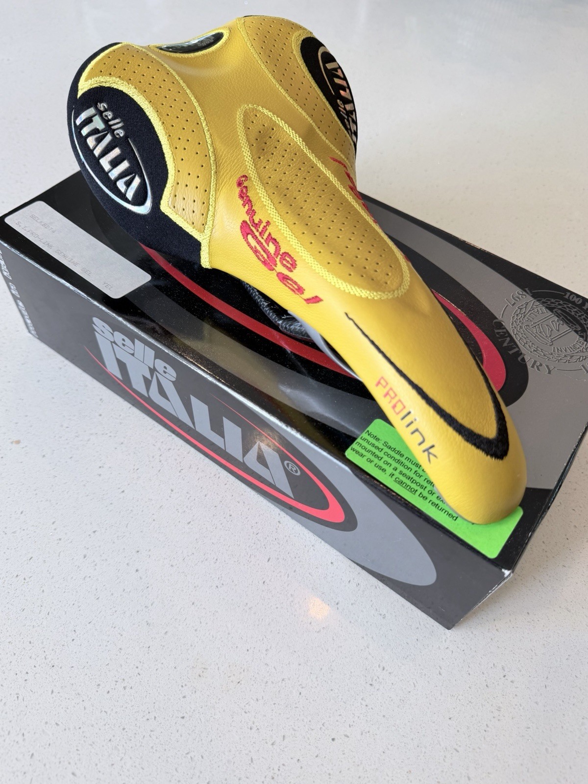 Selle Italia Genuine Gel ProLink Saddle CARBON Rails – Yellow NIB NOS