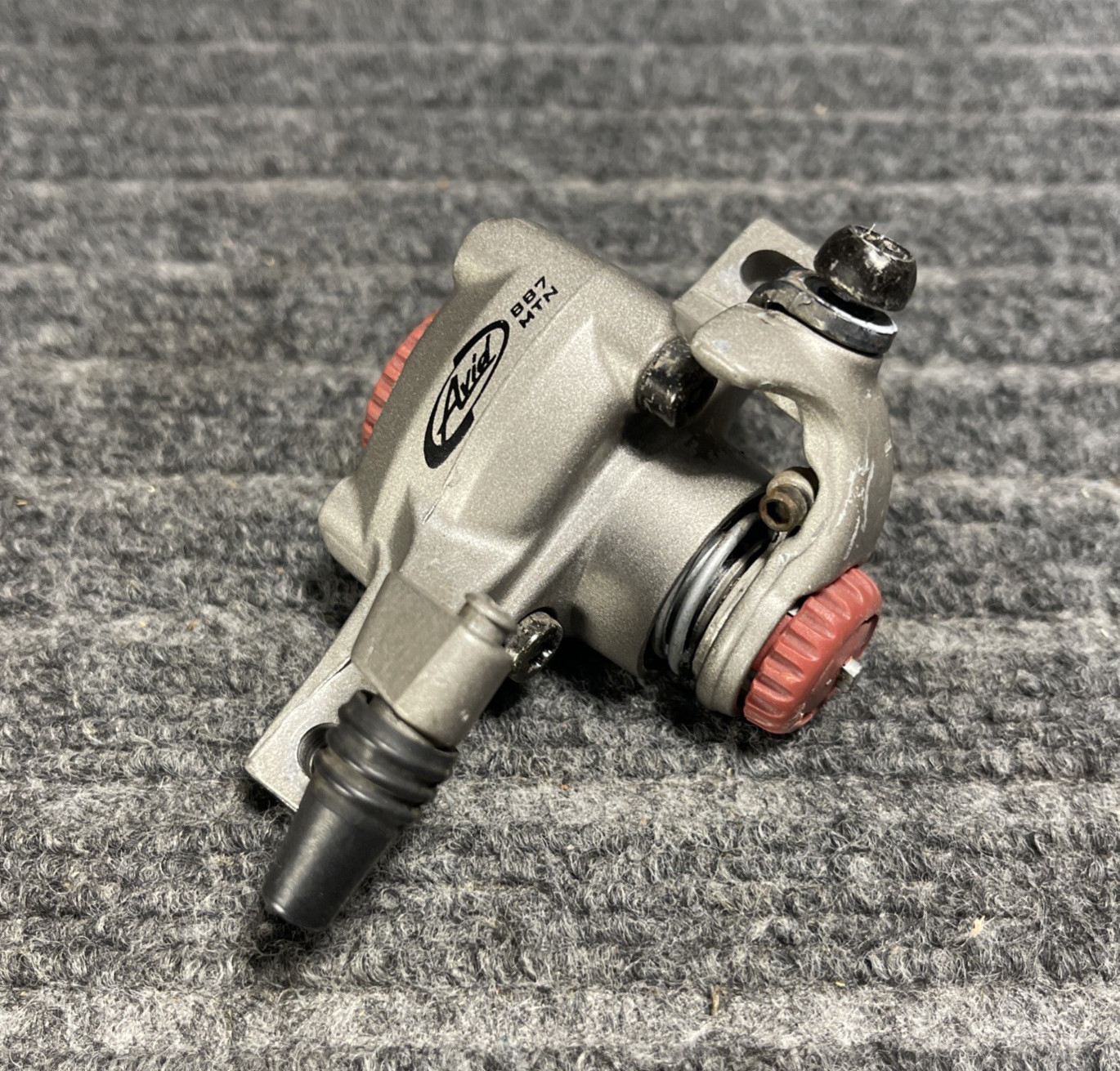 Avid BB7 Ball Bearing 7 MTN Mechanical Disc Brake Caliper IS Mount Silver MTB