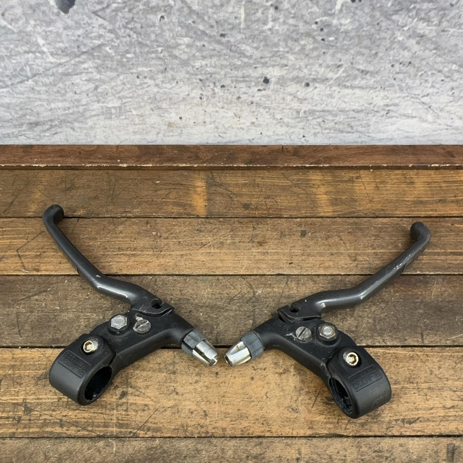 Vintage Shimano Deore XT BL-M730 Brake Levers Pair 4-Finger Black 22.2mm MTB 80s