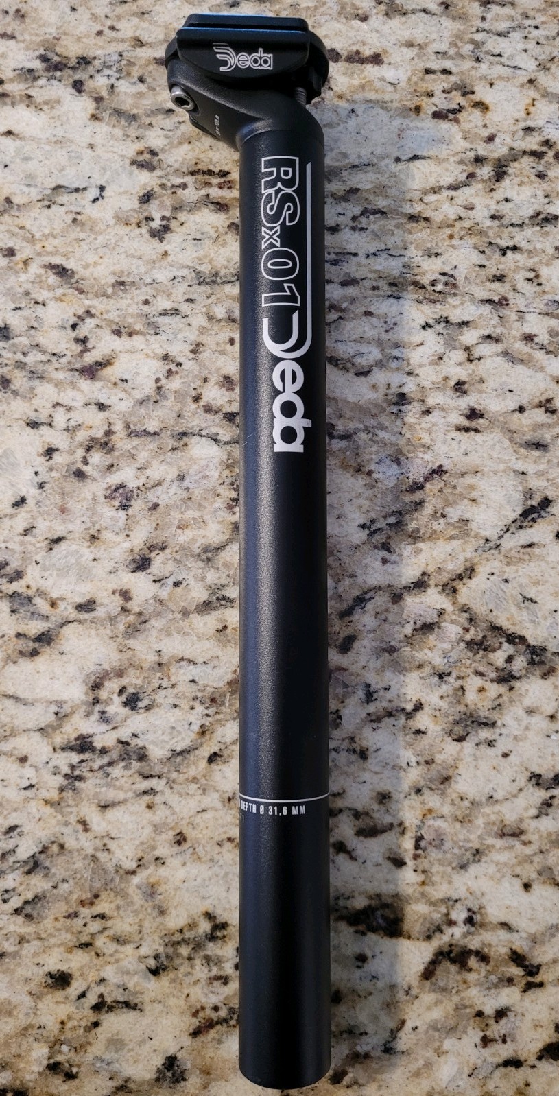Deda Elementi RSx01 Seat Post 31.6mm x 350mm Long Black Aluminum