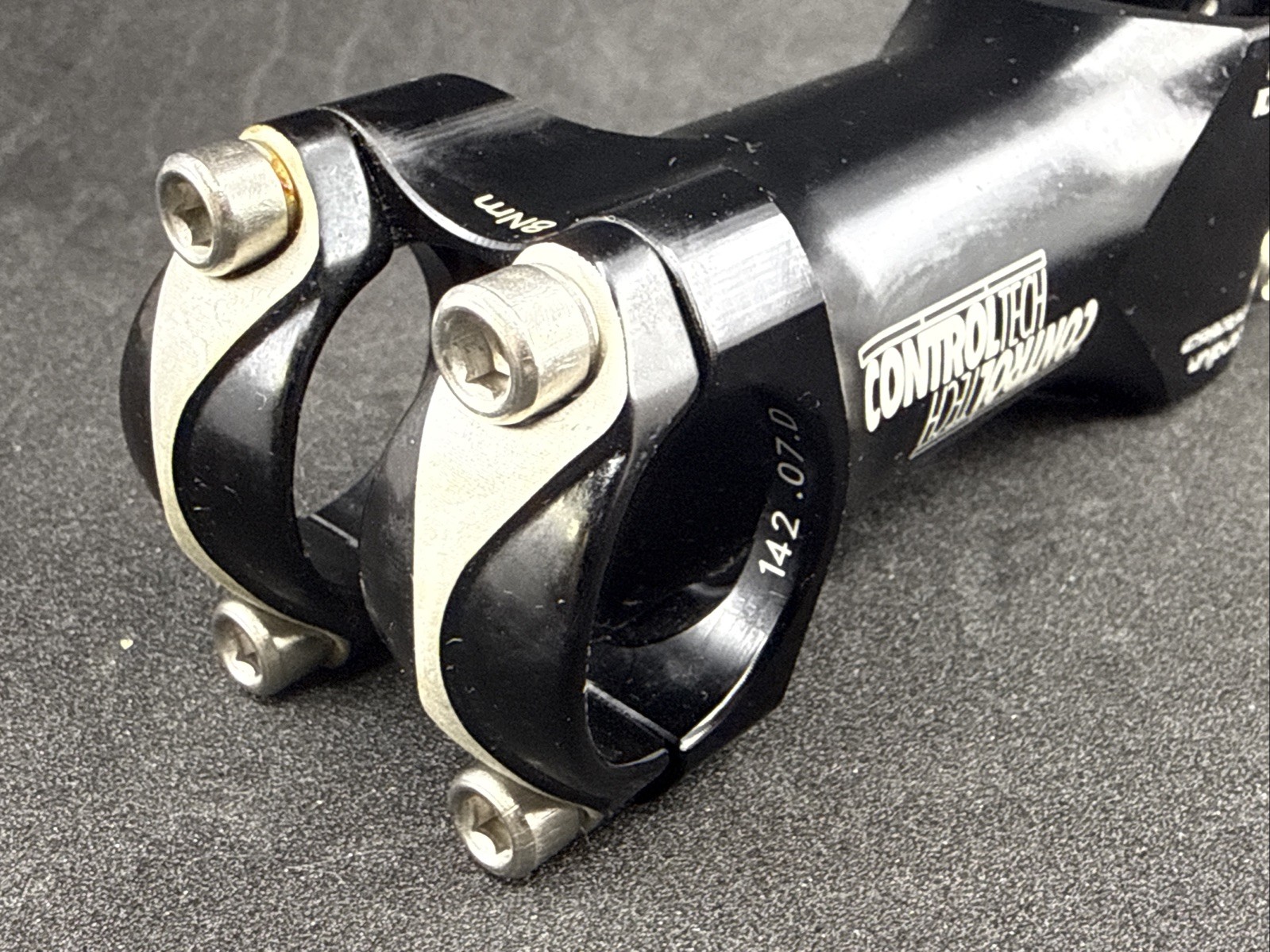 ControlTech SCANDIUM Newton3SCM 90mm 5° 1-1/8″ 25.4mm Alloy Stem