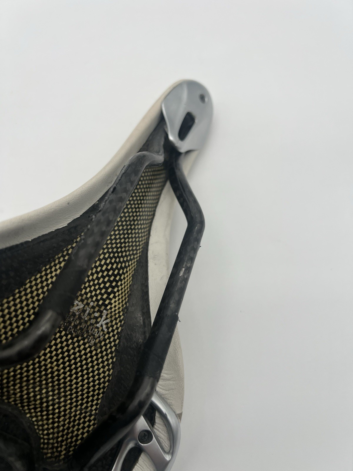 FIZIK ALIANTE ROAD BIKE SADDLE KIIUM RAILS CARBON TWIN FLEX