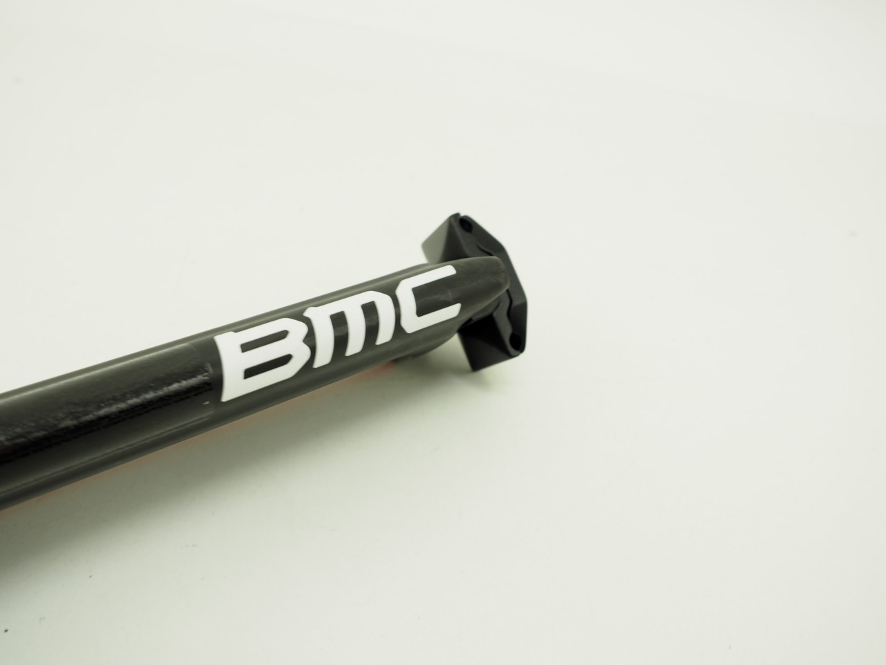 New! BMC TimeMachine (ONLY) Aero Seatpost Carbon Fiber 325mm UNCUT Red/Black