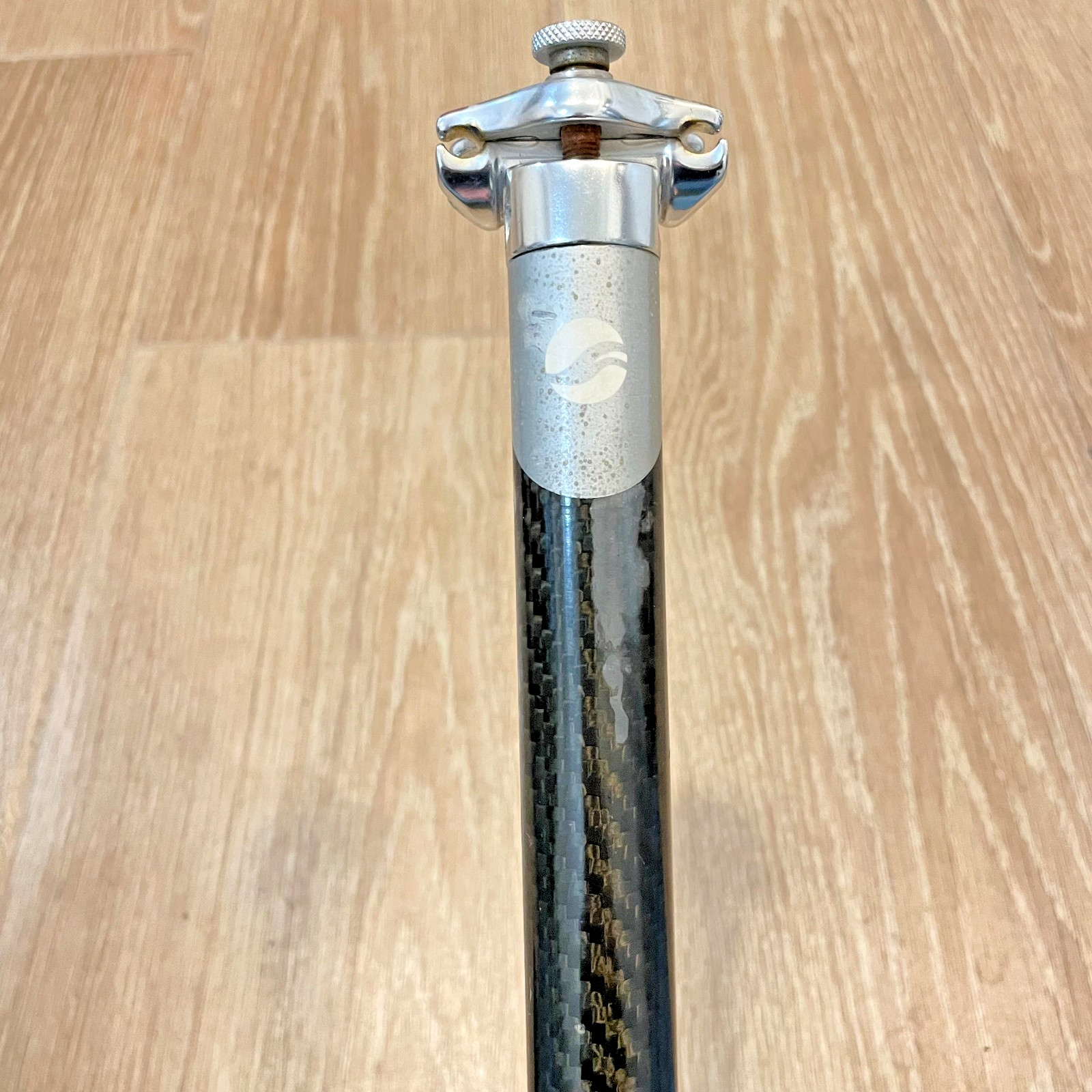 Giant Carbon Seatpost Universal 27.2 x 370mm 20mm Offset 2-Bolt