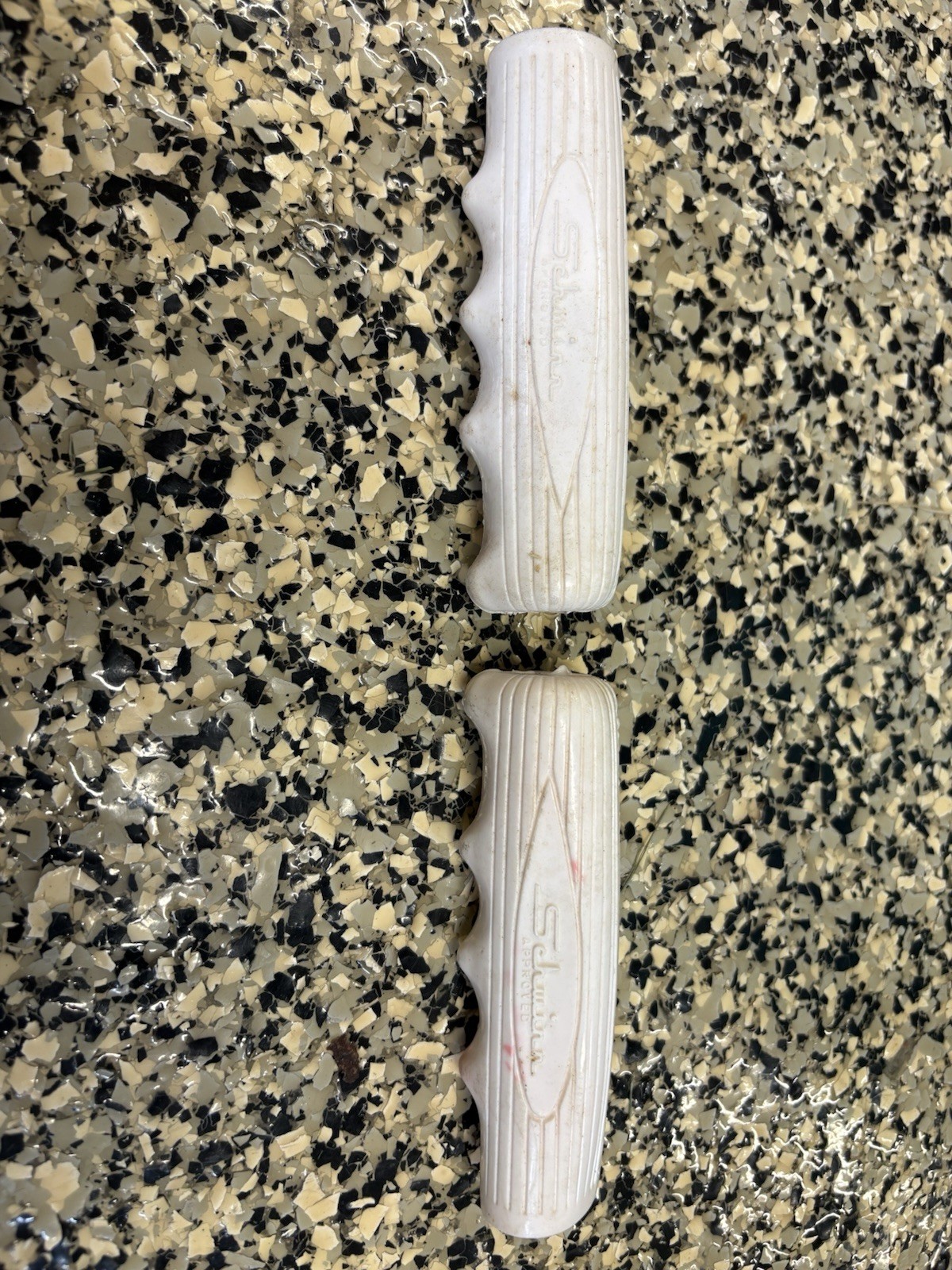 Vintage Schwinn Stingray Handle Grips. Genuine Schwinn product