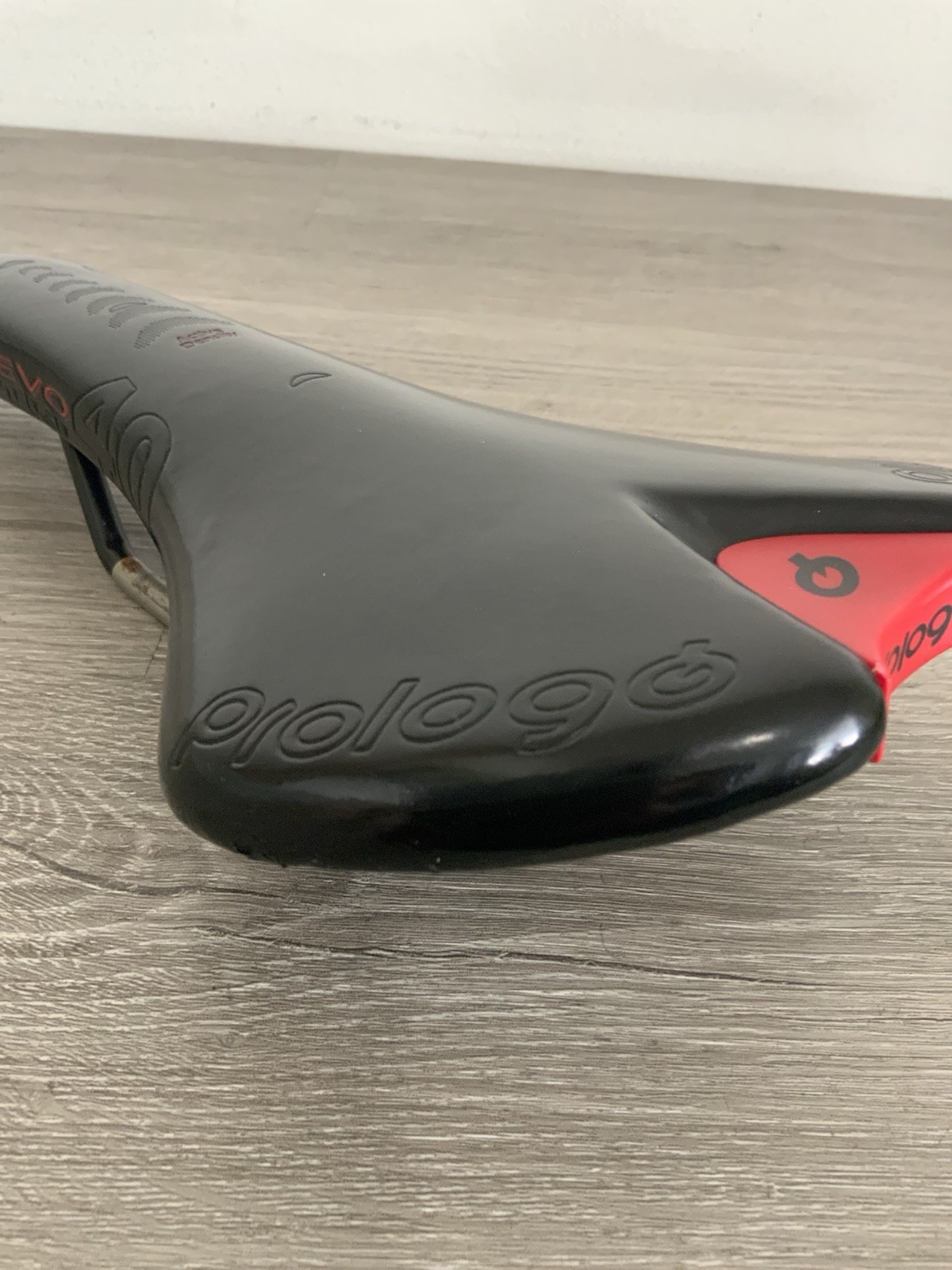 PROLOGO NAGO EVO 40 ROAD BIKE SADDLE 258 GRAMS 133 MM X 280 MM