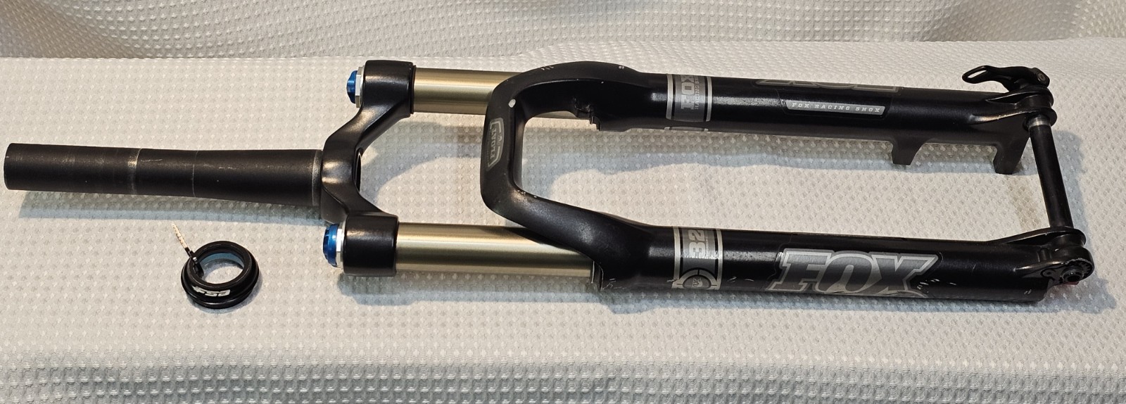 FOX FLOAT MTB SUSPENSION FORK, 26″, 140MM. Excellent