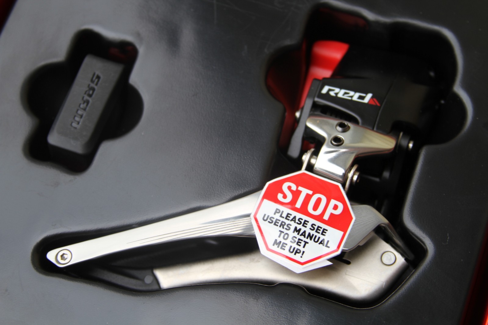 SRAM Red eTap BrazeOn 11Speed Electronic Bike Front Derailleur Battery NOS NEW