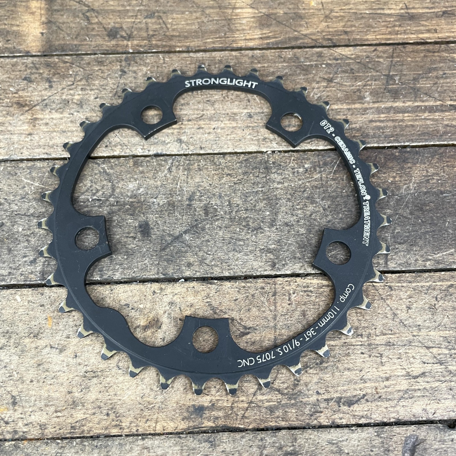 Vintage Stronglight CT2 36t Chainring Ceramic Treatment 36 Tooth 110 BCD 9s 10s