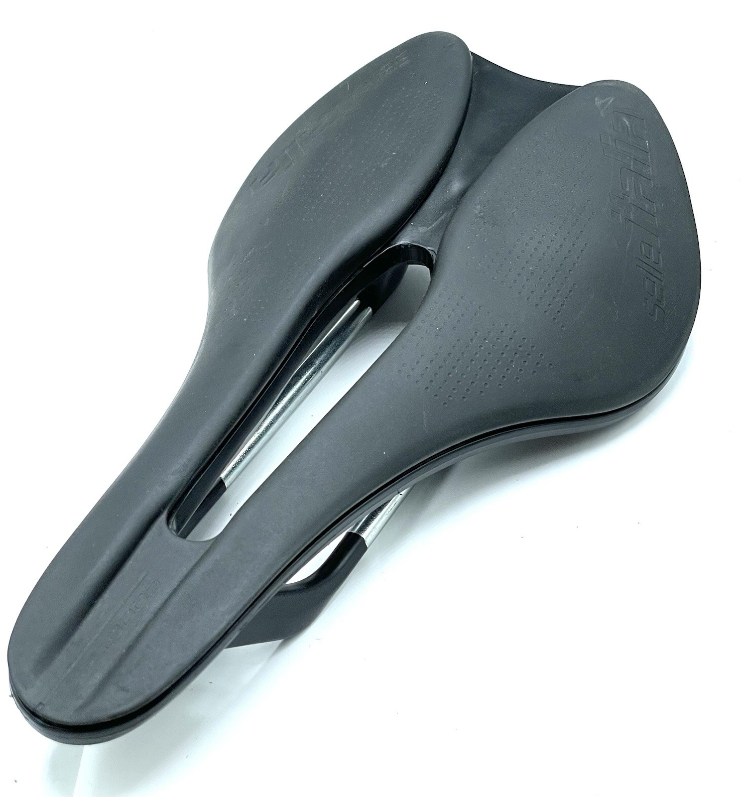 Selle Italia X Superflow Boost 145mm 7x7mm Road Bike / MTB Cut Out Saddle