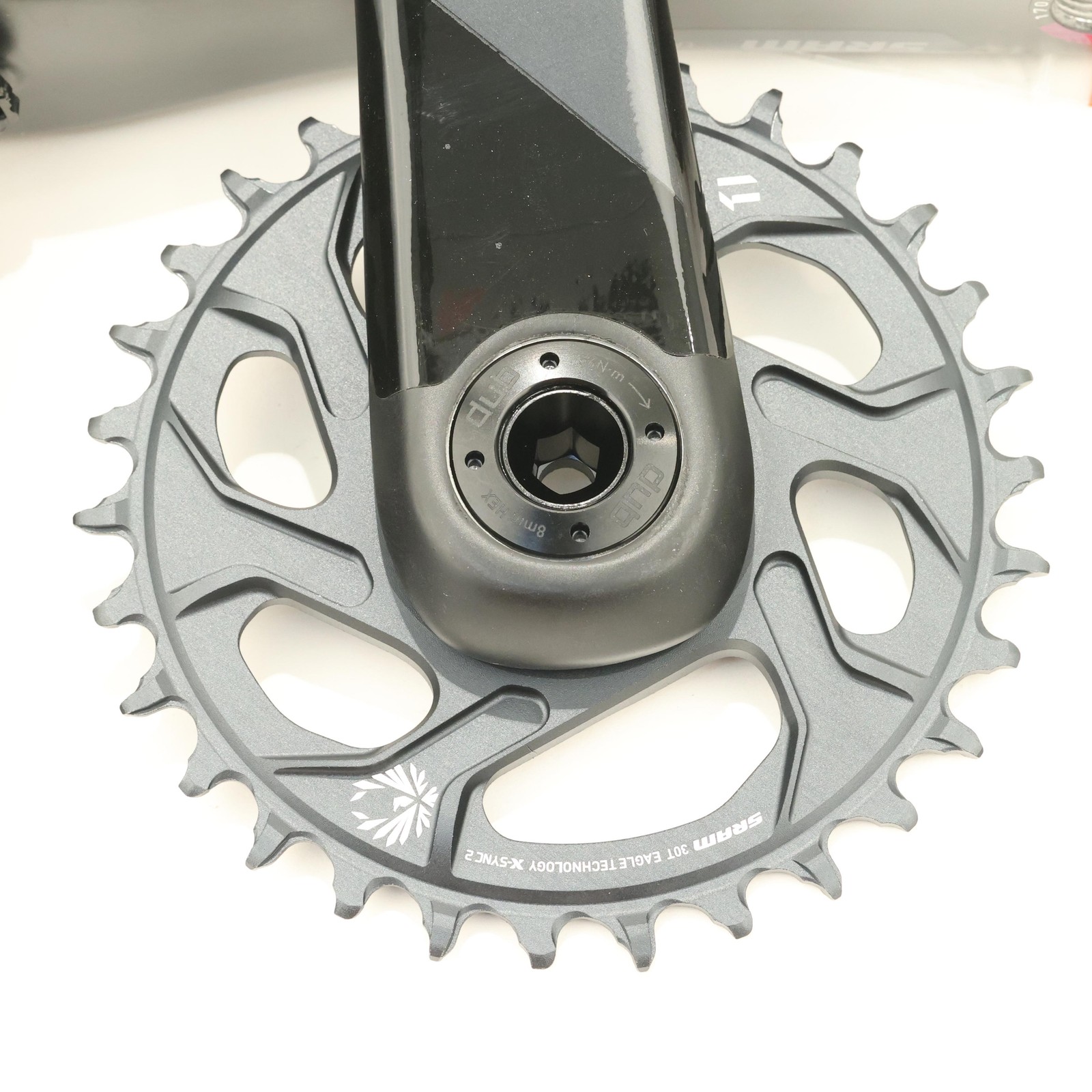 SRAM XX1 Eagle Carbon Crankset, DUB Wide, 175mm, 30T, Boost, 12-Speed, 55mm CL