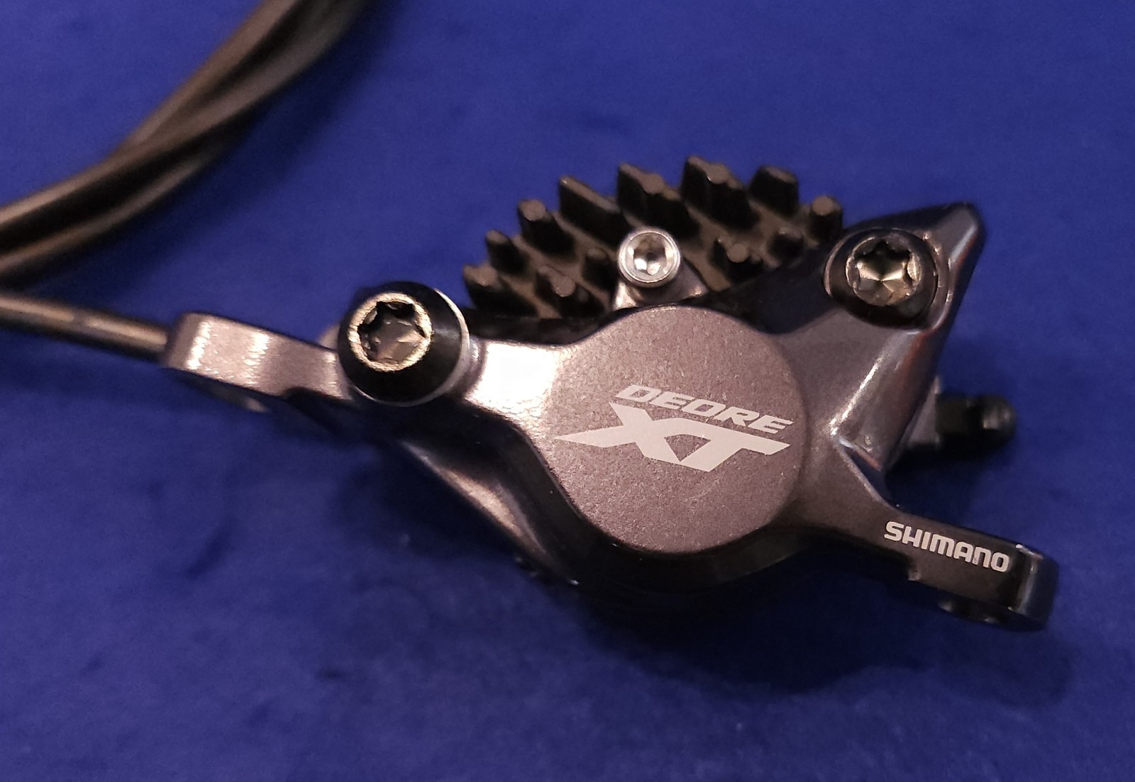 Shimano DEORE XT Brake Kit Left & Right Levers / Calibers / Lines – Pair