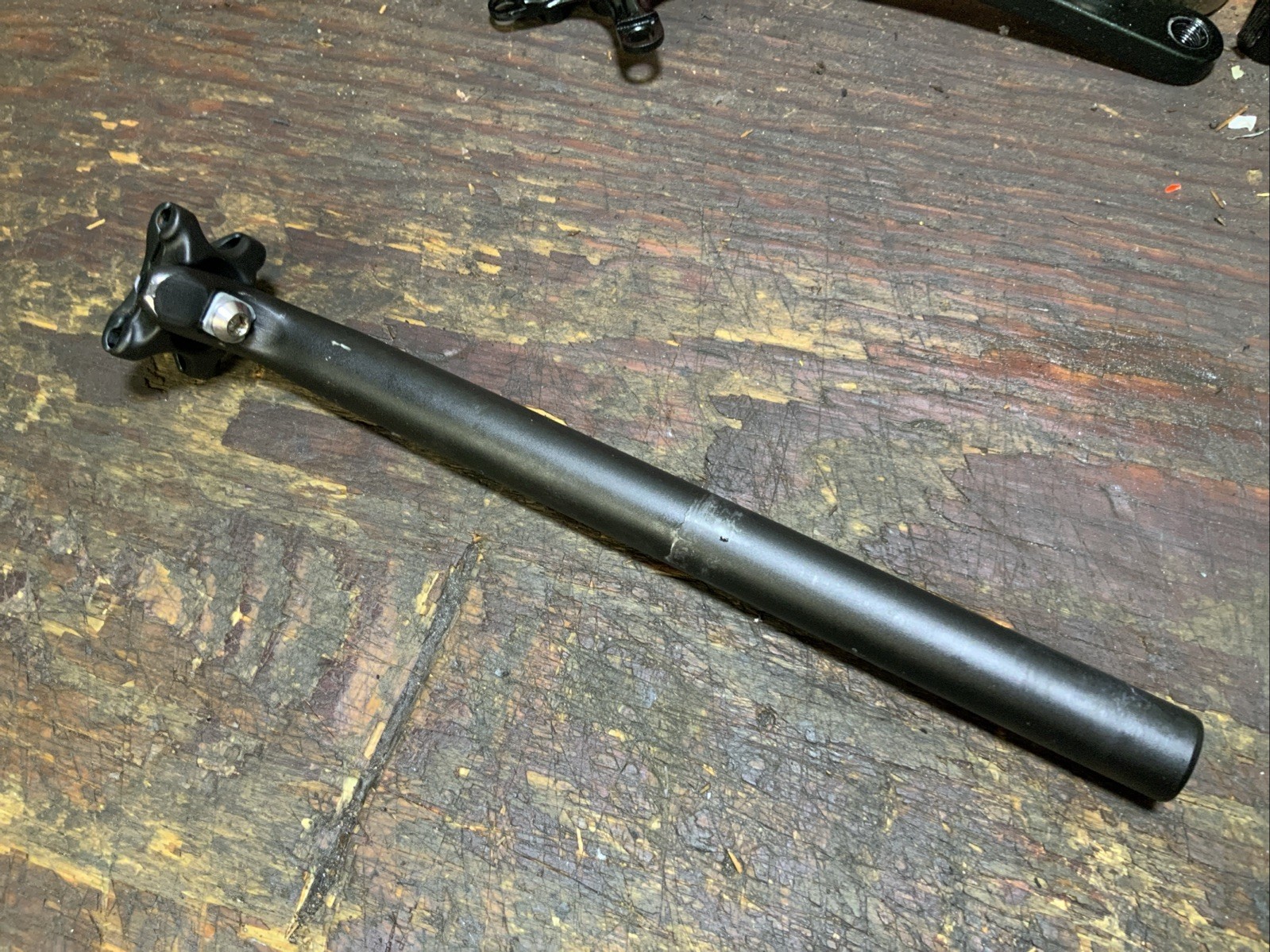 Kalloy 27.2 x 350mm Single Bolt Black MTB Seatpost Seat Post