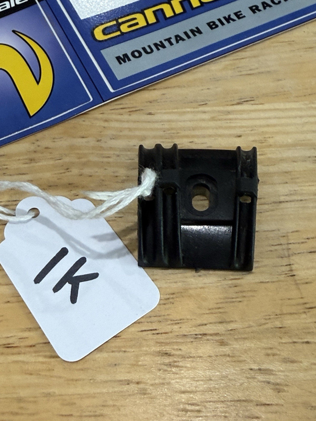 USED VINTAGE CANNONDALE BOTTOM BRACKET CABLE GUIDE