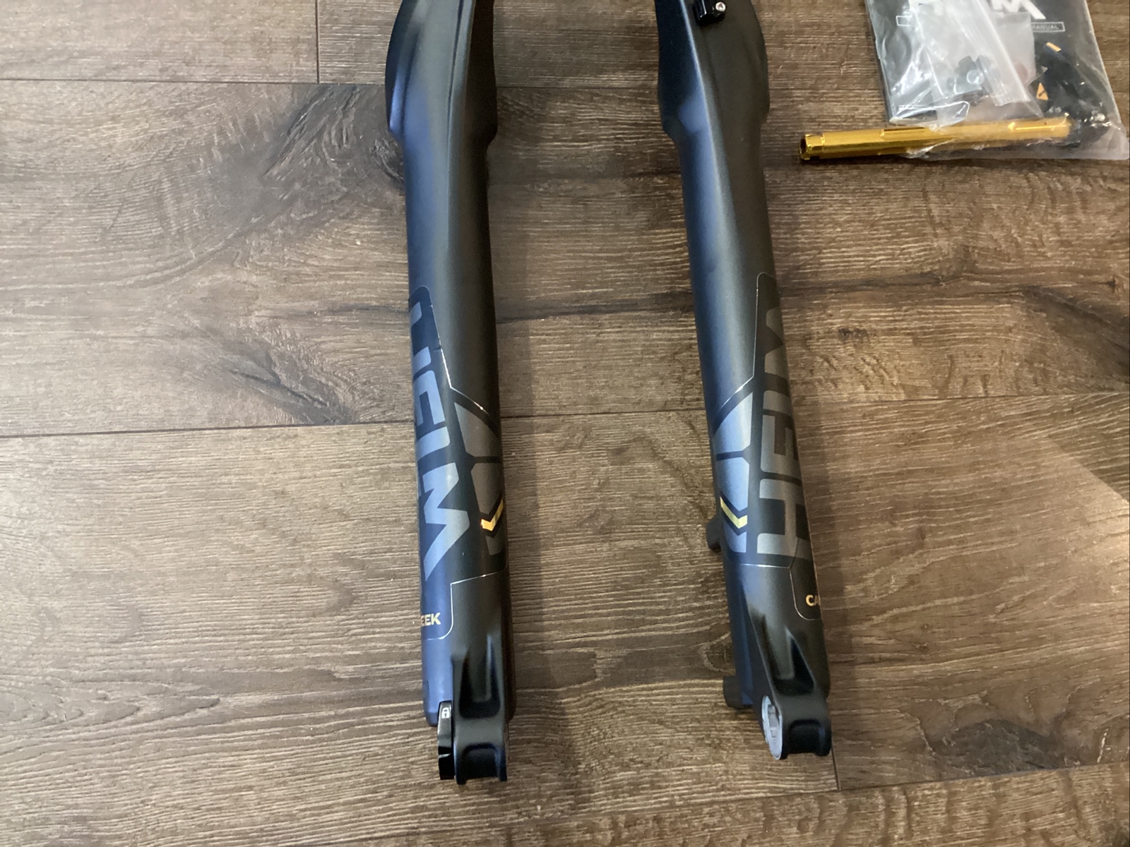 NEW Cane Creek Helm Suspension Fork 160mm Travel 110×15 Boost Black BAG0345K