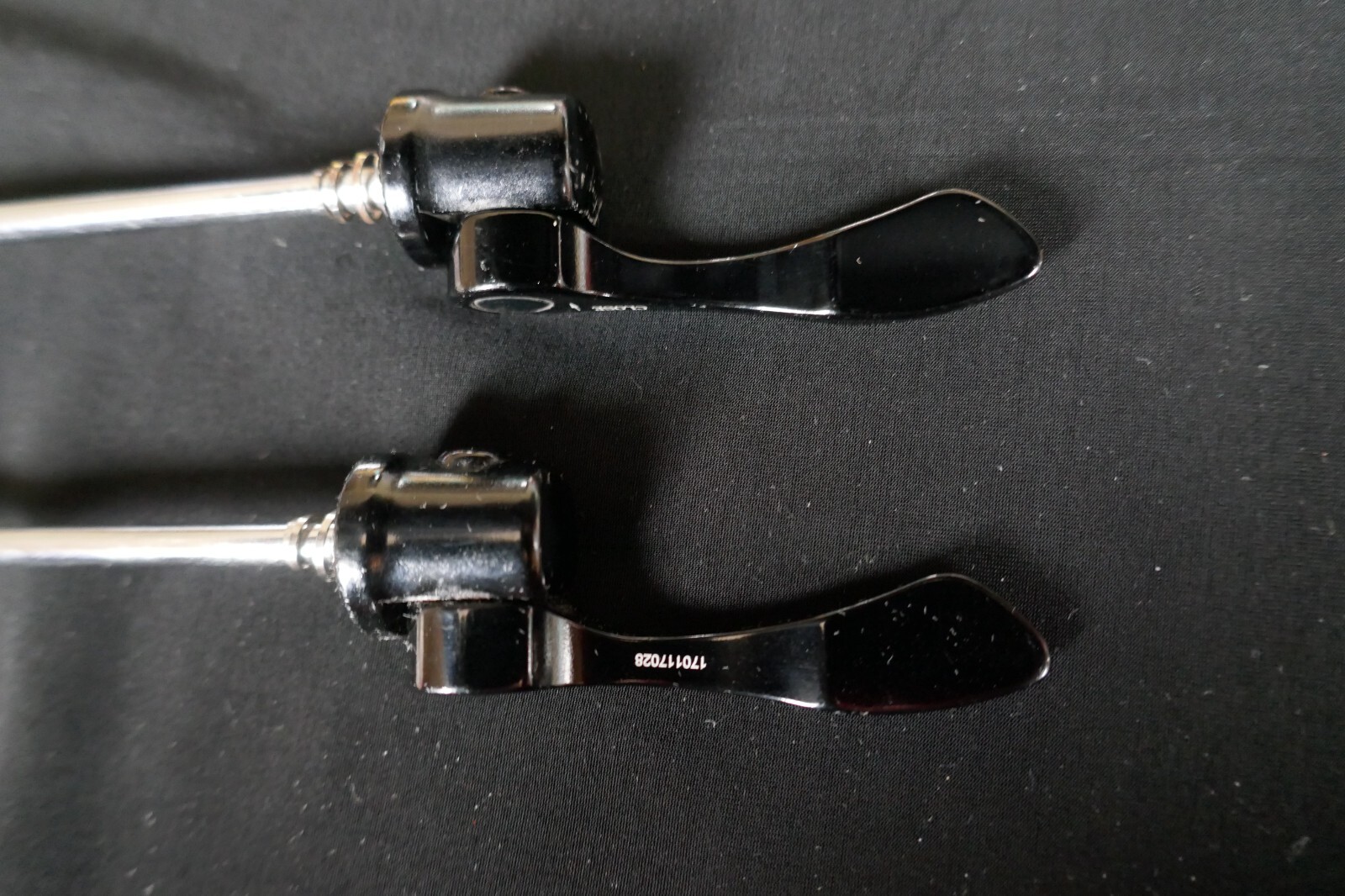 2x STAN’S NOTUBES REAR MTB ROAD SKEWERS BLACK STEEL QUICK RELEASE LEVER QR