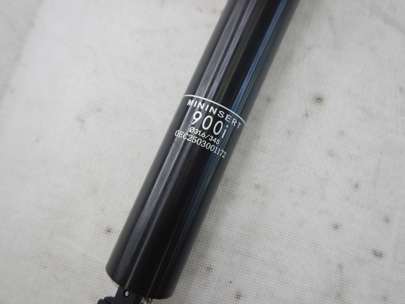 JFOYH 900i 30.9mm Internal Routing Dropper Post, Black