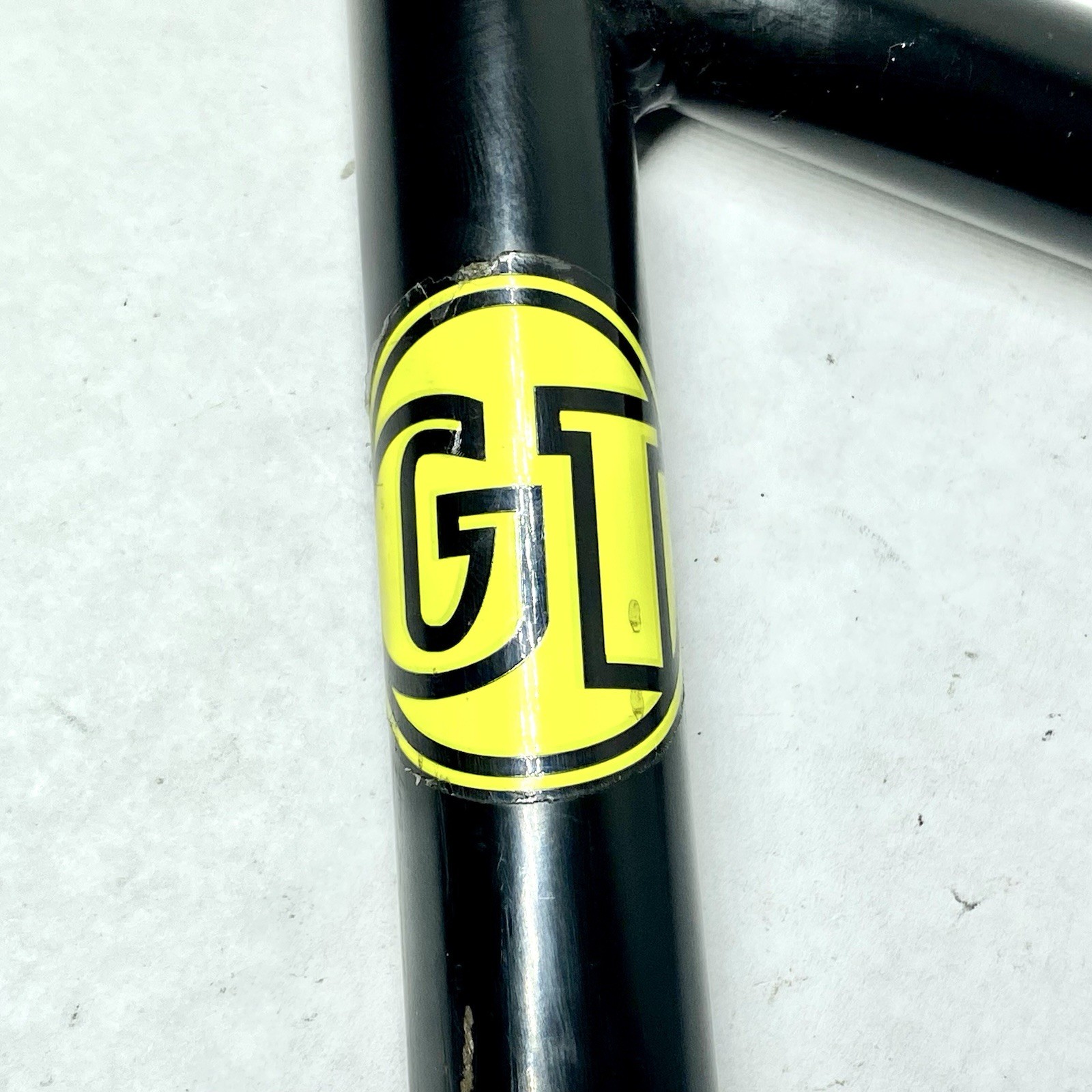 GT Bikes Slammer BMX Handlebars 9.5” Rise 28-1/4” Wide Black Steel OEM 2017
