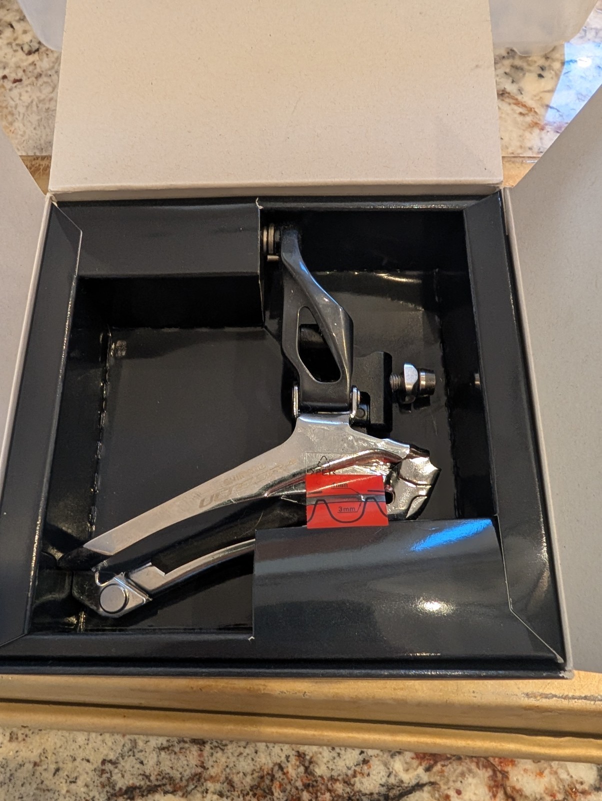 Shimano Ultegra FD-R8000 Front Derailleur 2×11 Speed Braze-On, Road Bike