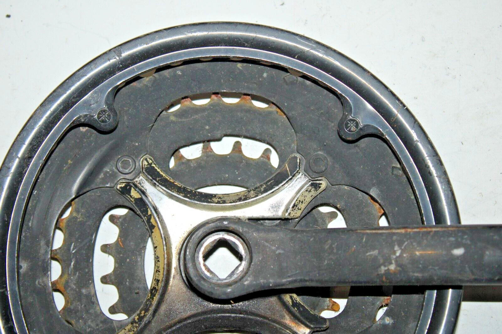 HDL152 Triple Drive Crank Arm Black 152mm 42/34/24T Riveted Square USA Shipper