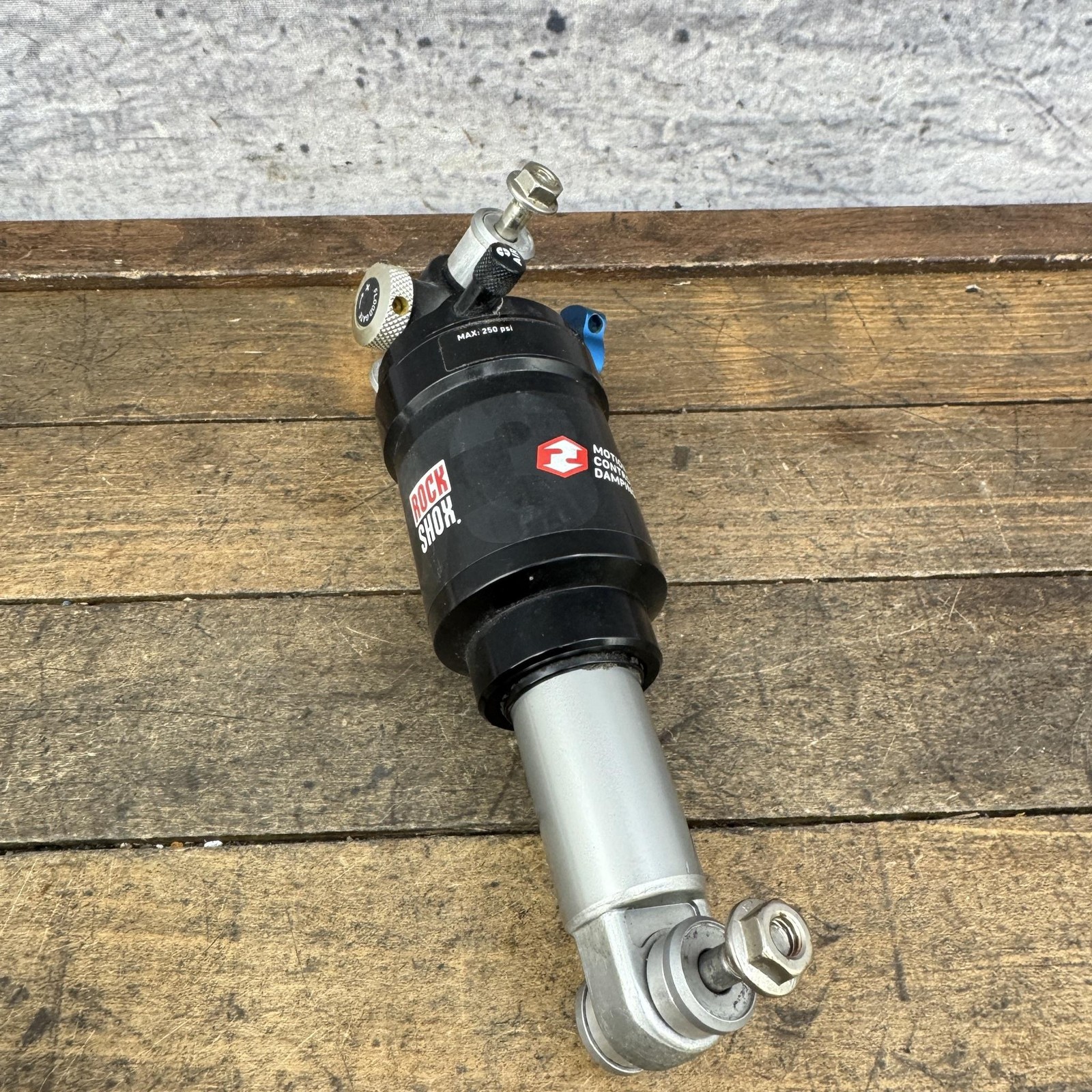 RockShox MC3R Rear Air Shock Motion Control 3R 6.5in MTB Mountain Bike 200