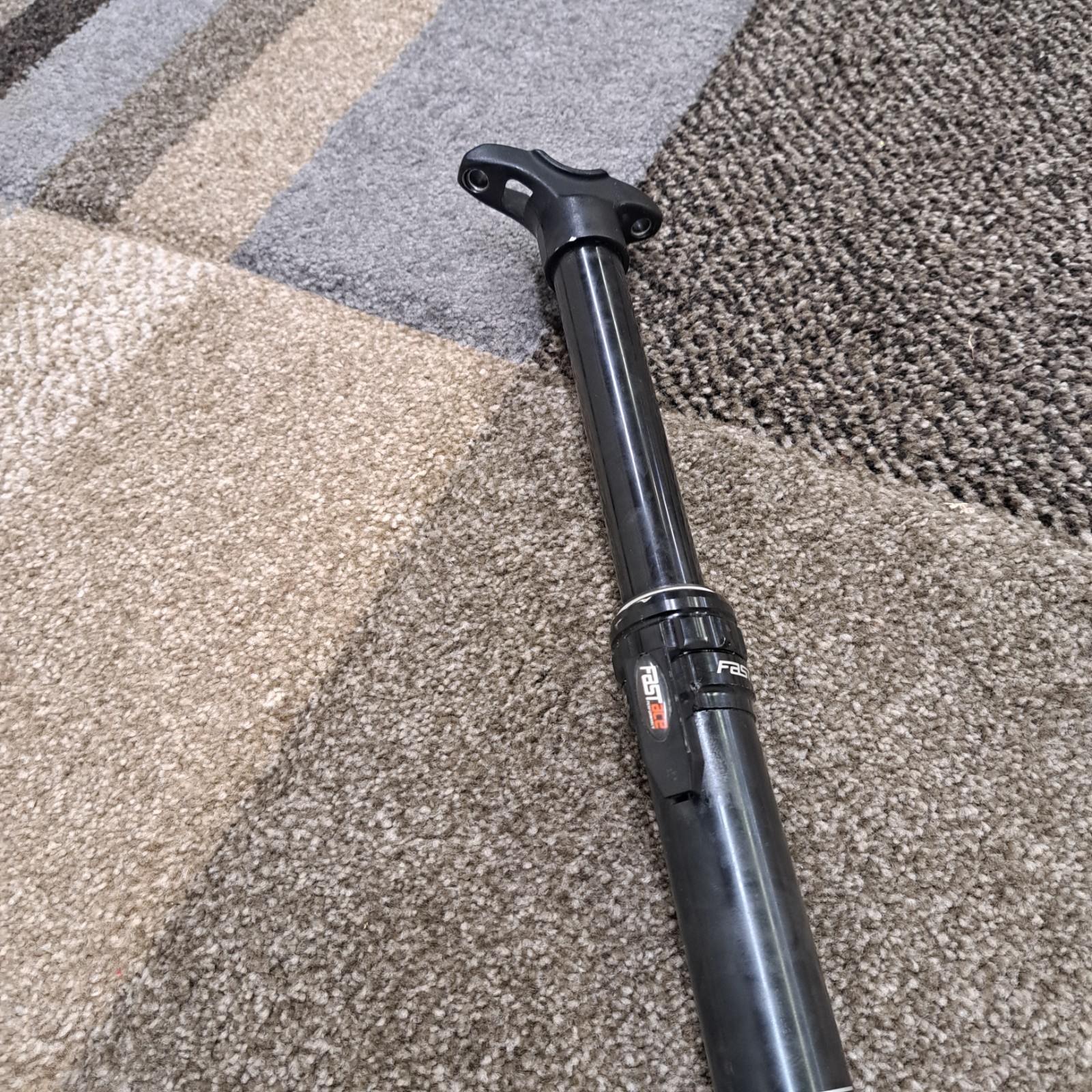 Fast Ace Performance External Dropper Post 31.6×440 125mm