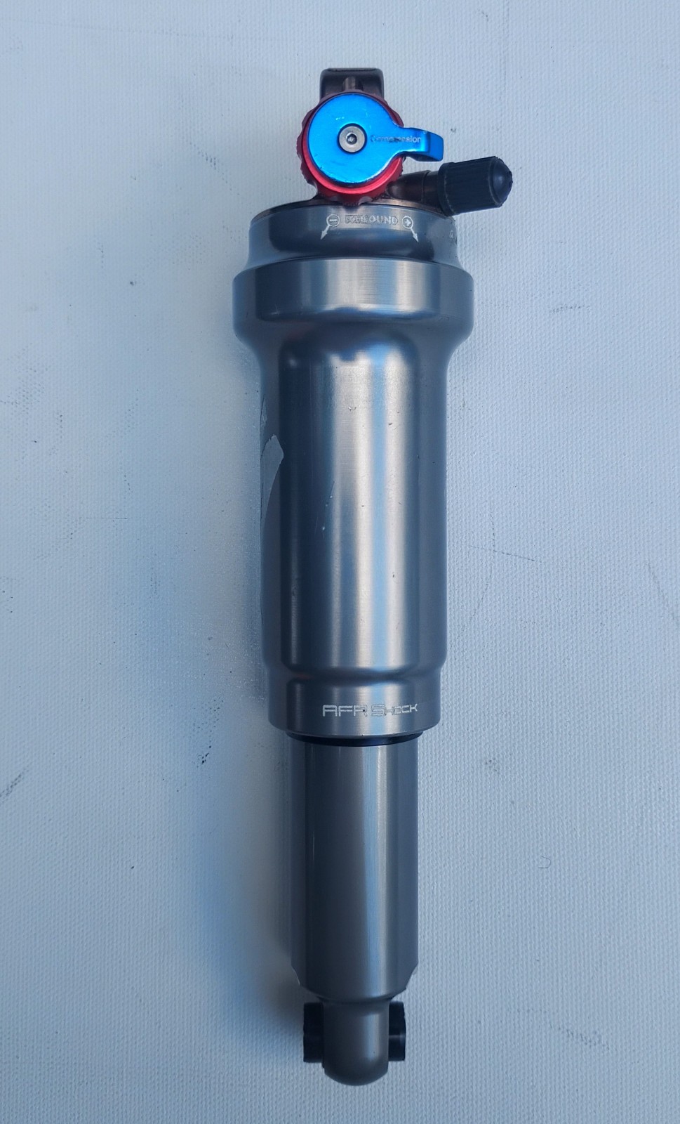 Specialized Mountain Bike Rear Air Shock 7.75″in. 200mm. Eye to Eye.