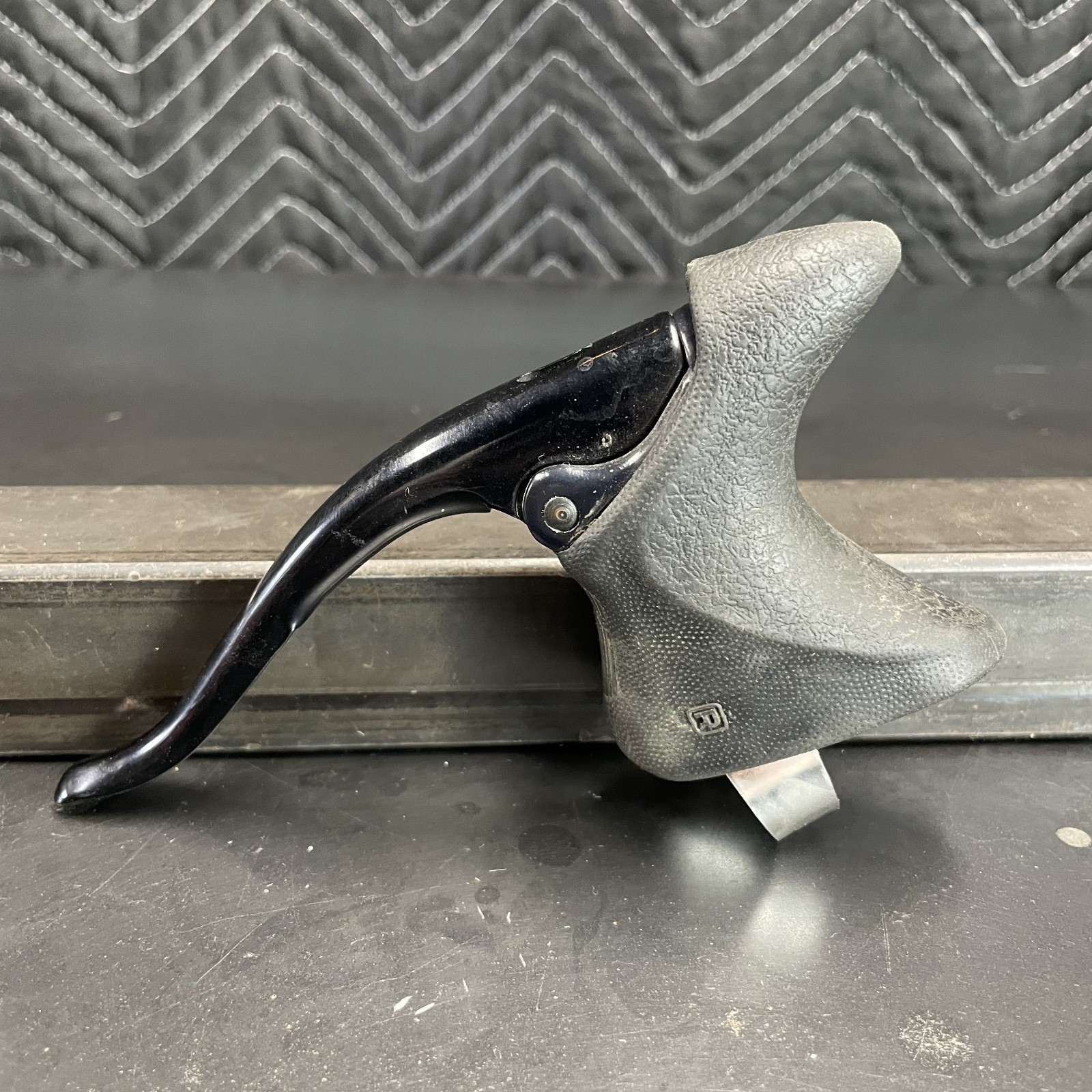 Vintage Black Dia-Compe Gran Compe Aero Brake Levers – Used
