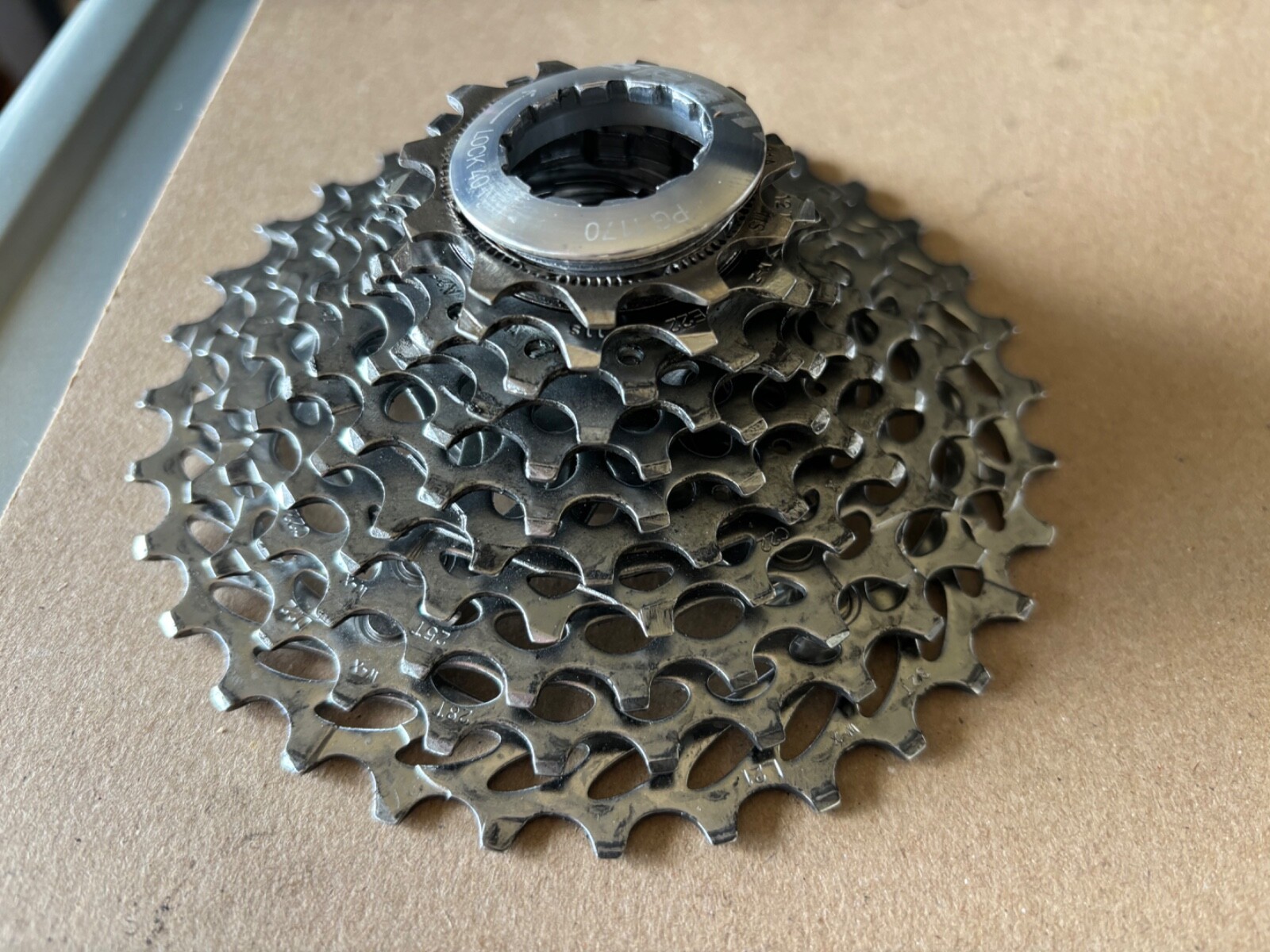 SRAM PG-1170 Cassette – 11 Speed, 11-32t, Silver