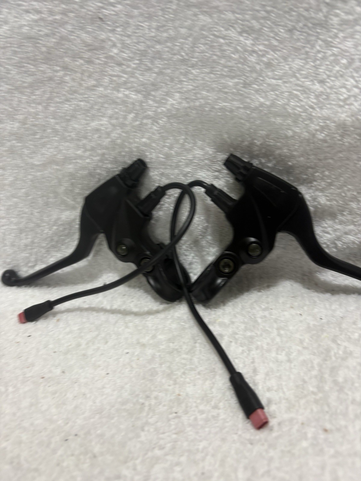 RARE electric bike power cut off brake levers WP Flat Spade Stylepin male plug