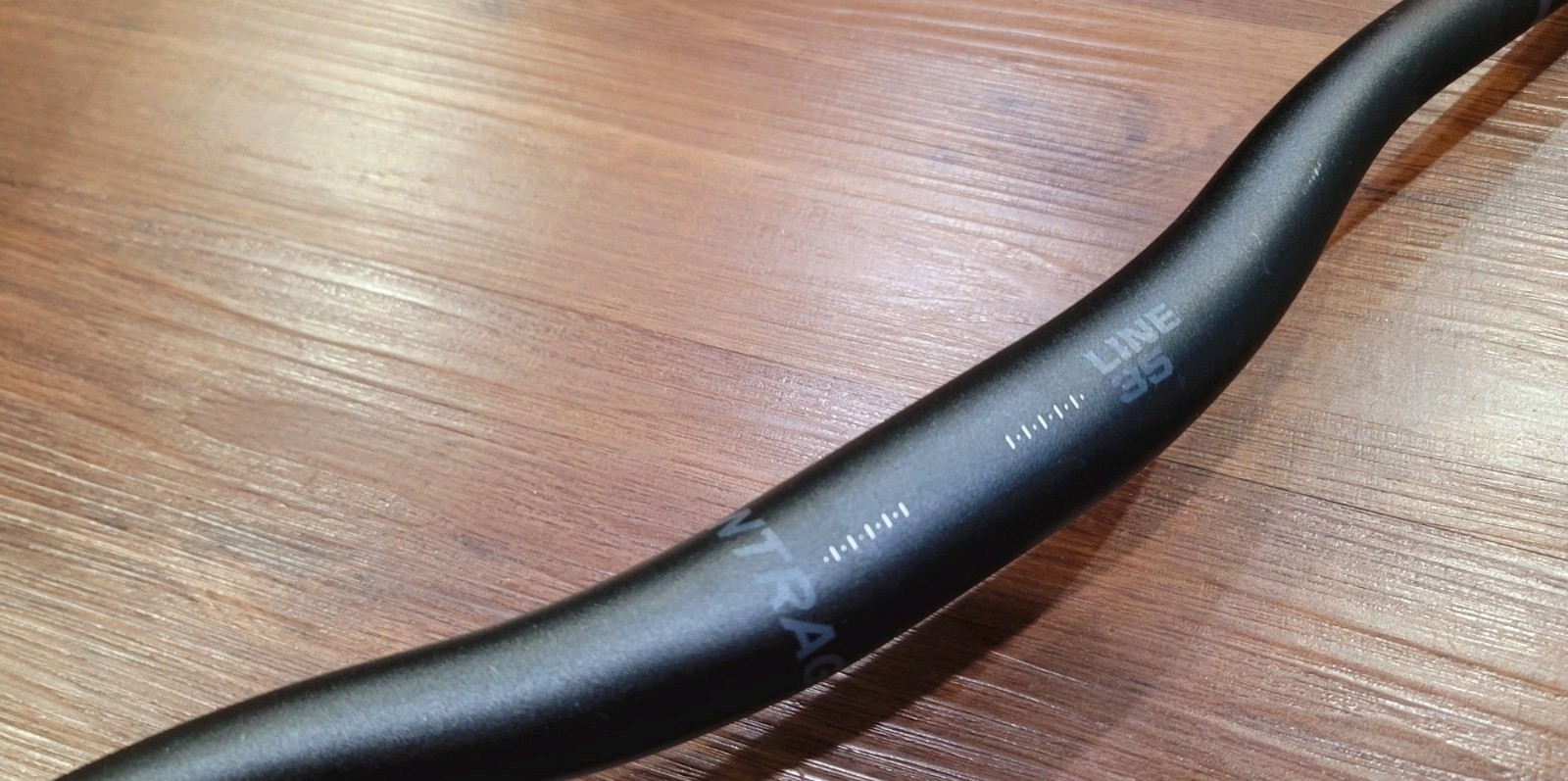 Bontrager Line 35 MTB Handlebar 35/22.2mm 77cm 9° Backsweep