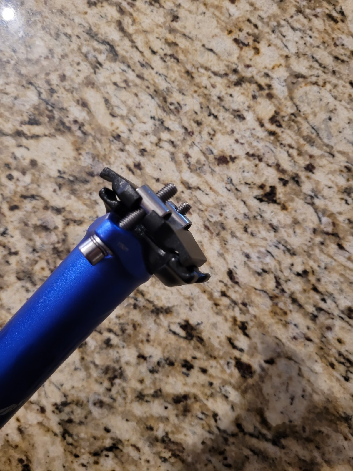Branta Strive Seat Post 31.6mm x 350mm Long Ano Blue Aluminum Zero Offset