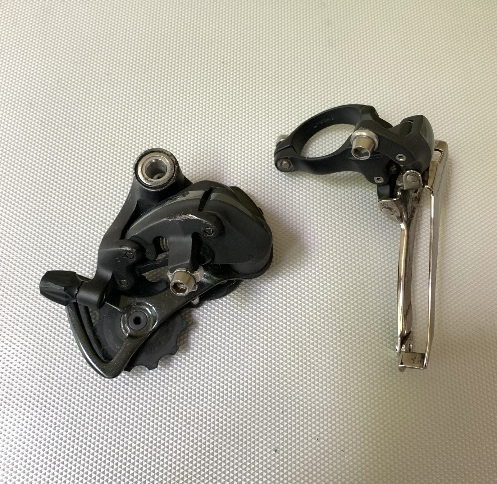 Shimano Dura Ace 7900 10 Speed Groupset MIX and Ultegra 6700 STI Shifters – USED