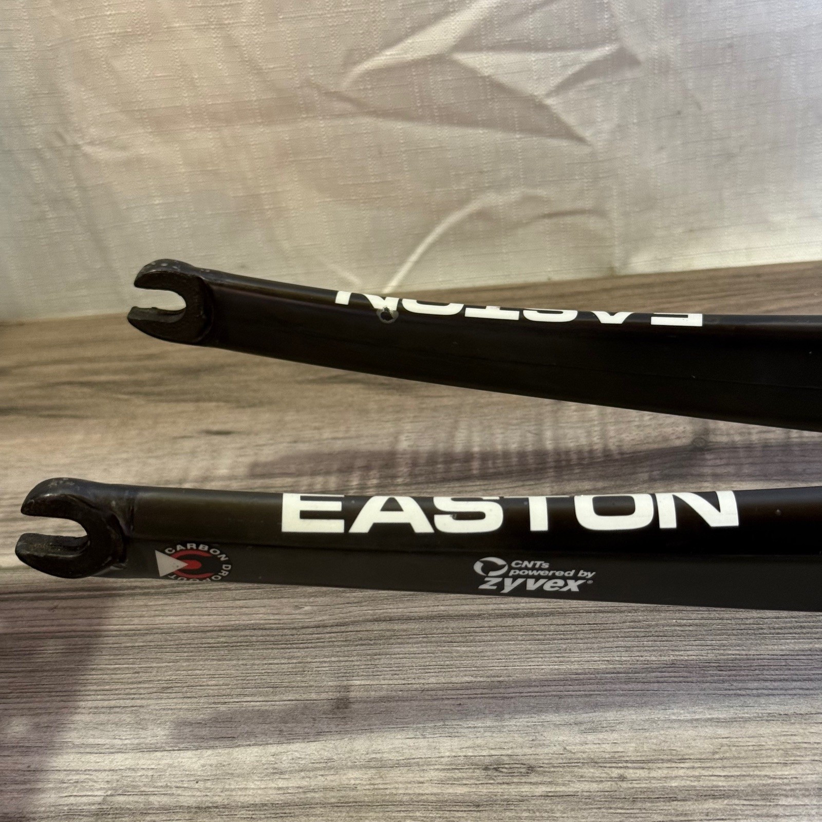 Easton EC90 SLX 700C Fork 1 1/8 Threadless Full Carbon Fiber 338g 266 Steerer