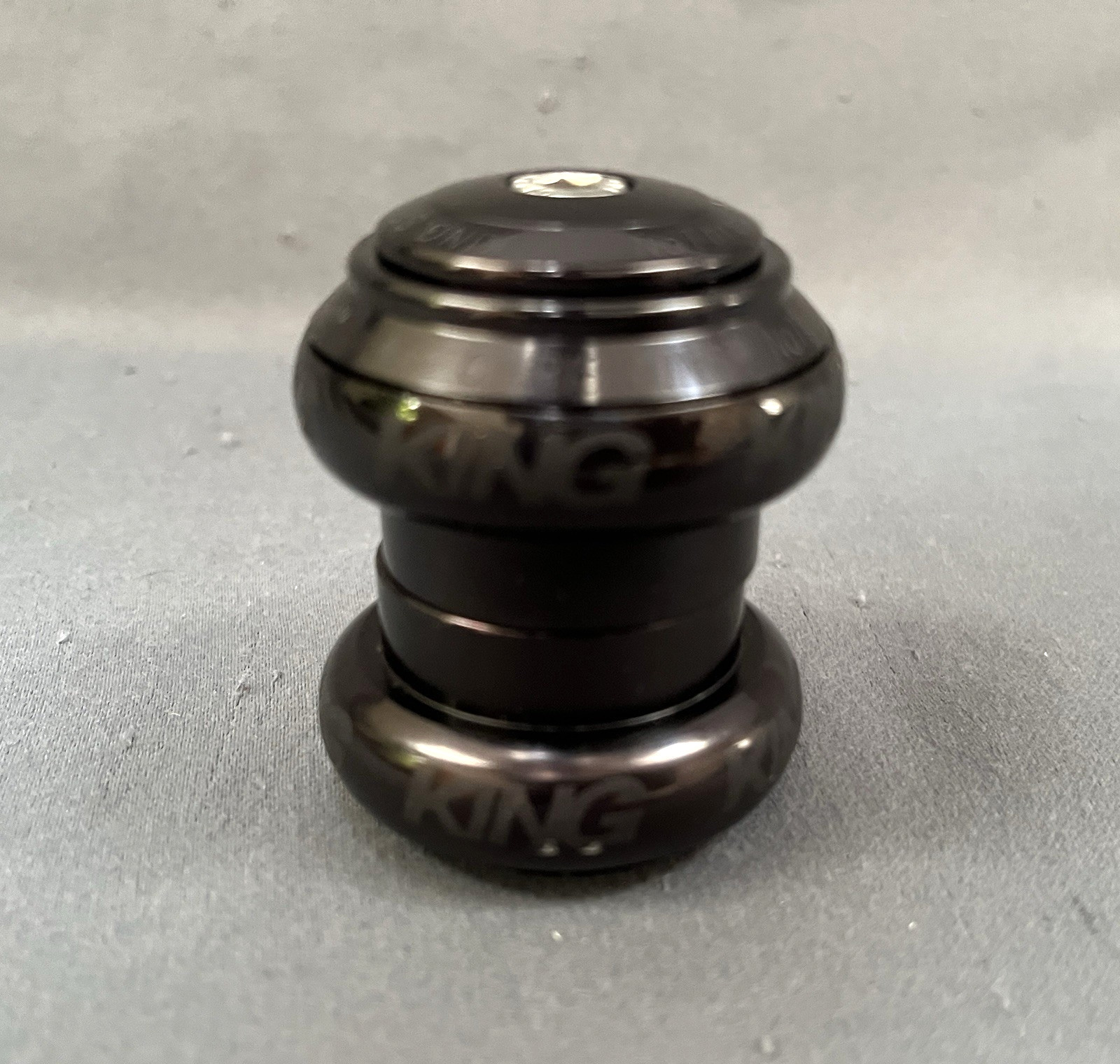 Chris King NoThreadSet 1-1/8″ Threadless Headset Black Sotto Voce Complete