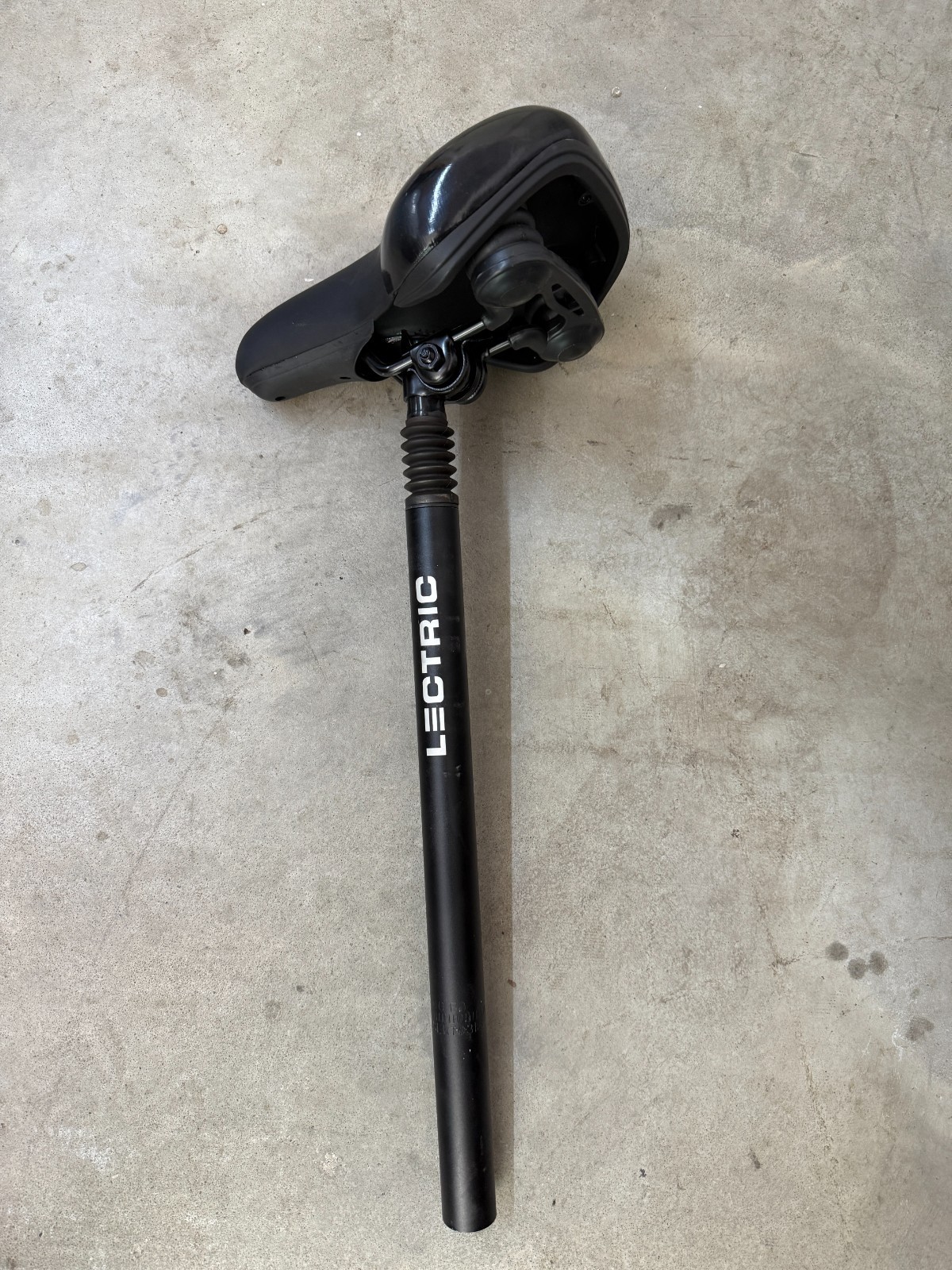*USED* Lectric Ebike Bicycle Bike Seat Saddle 31.8