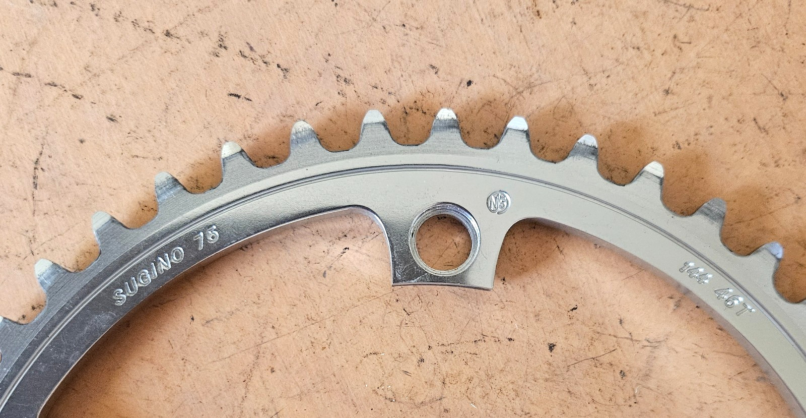 Sugino 75 Track Chainring 144BCD, 46t, 1/8″, Silver, Mint