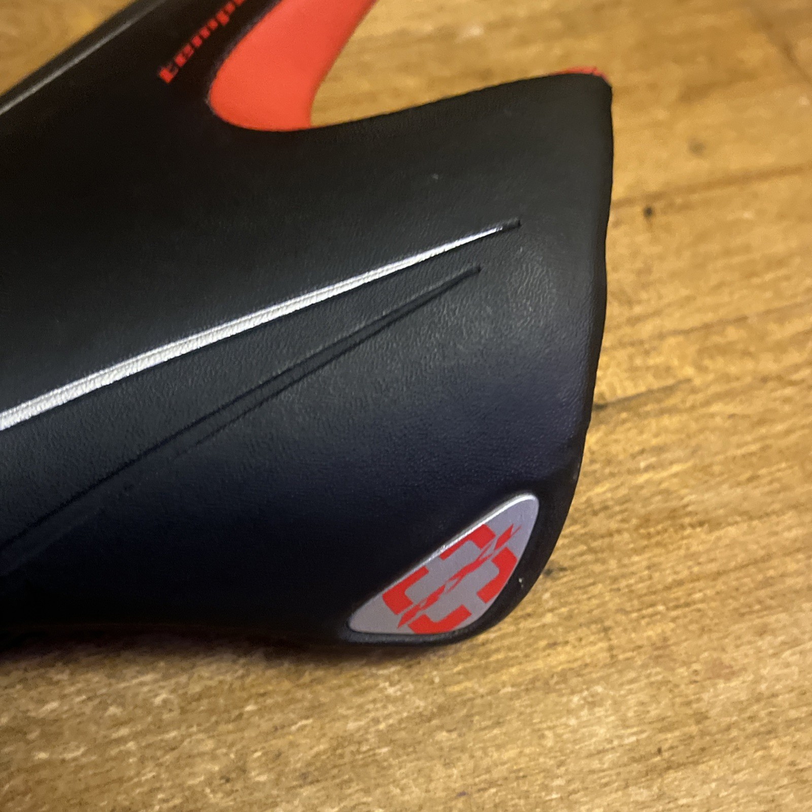 Vintage Bontrager RXL Inform Saddle 270 mm Length 140 Width Ti Rails Tempt Tech
