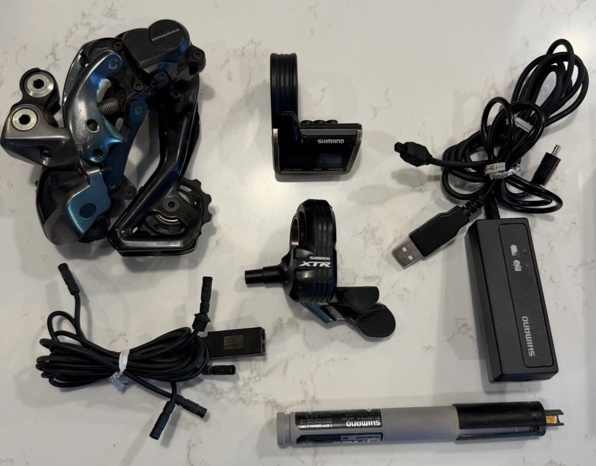 Shimano XTR M9050 Di2 11 Speed Groupset 1×11