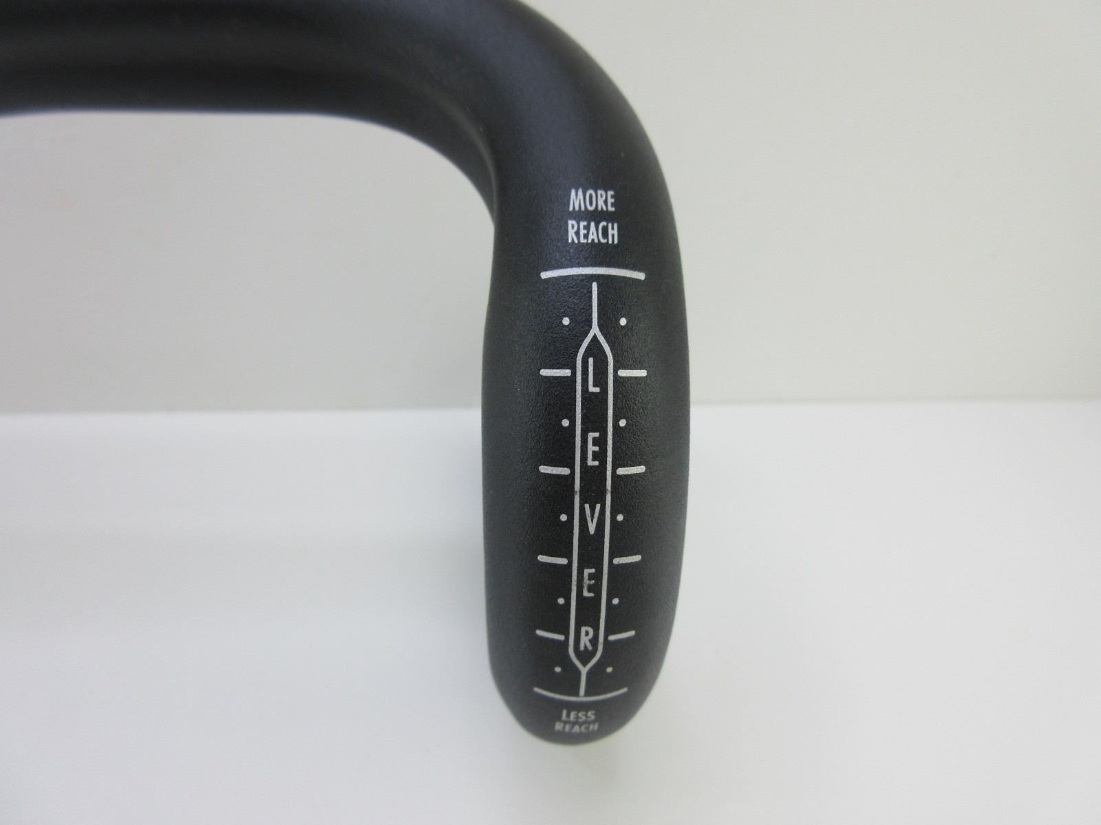 Bontrager VR Variable Radius Drop Handlebars 31.8mm Clamp 38cm Road Bike Bars