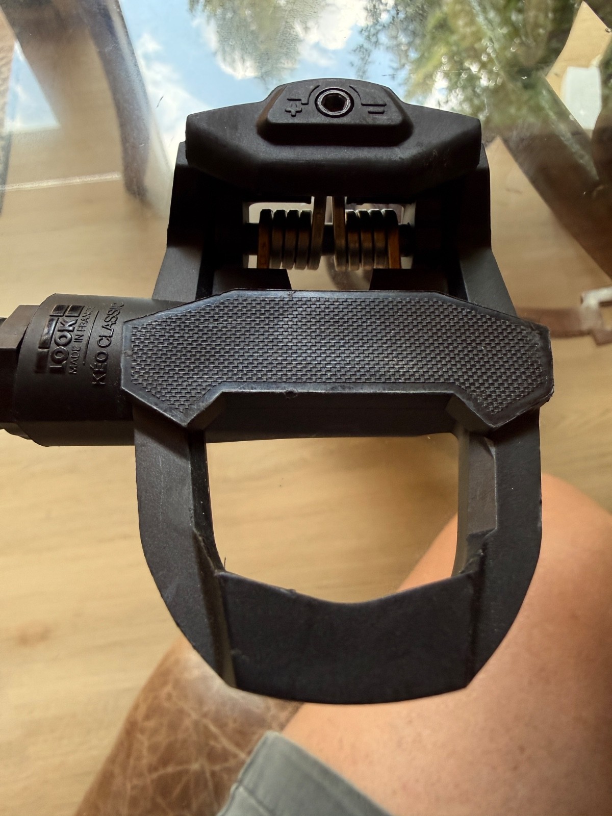 Look Keo Classic 3 Clipless Road Bike Pedals – Used, but barely!