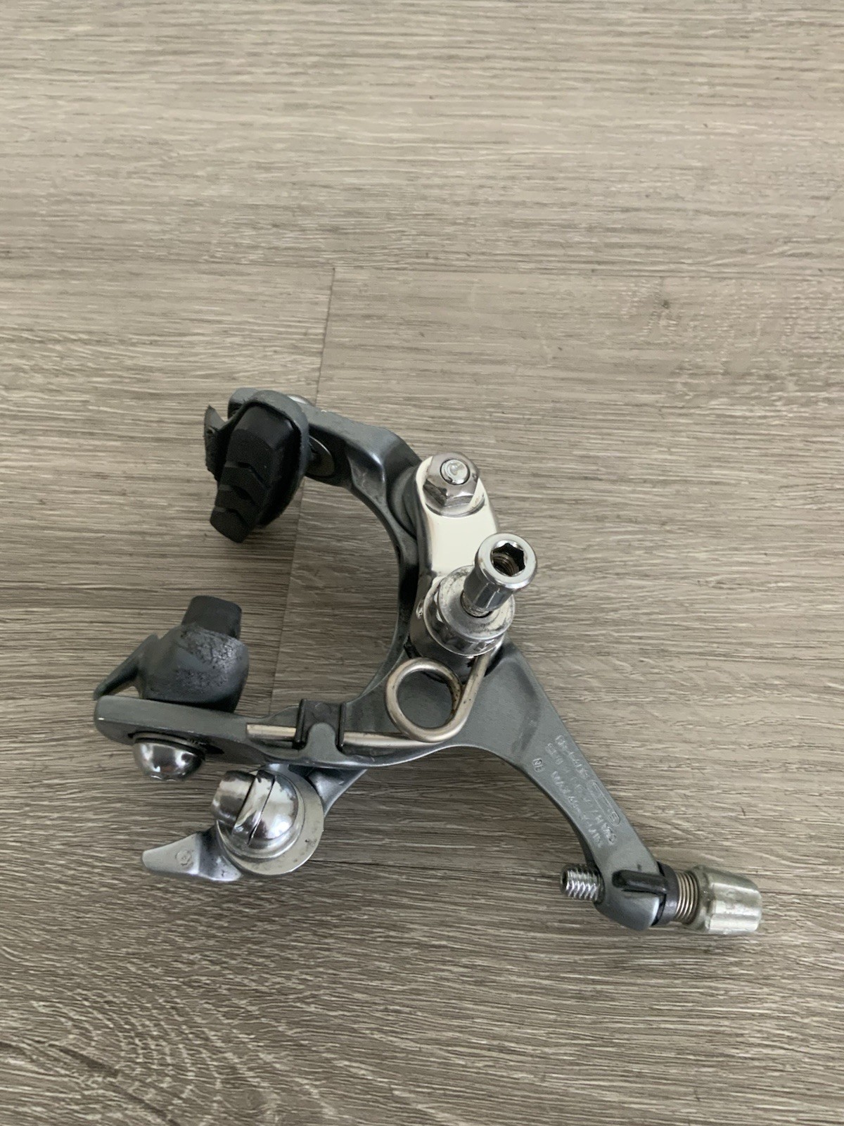 SHIMANO 600 ULTEGRA REAR BRAKE CALIPER RECESSED MOUNT MODEL 6403
