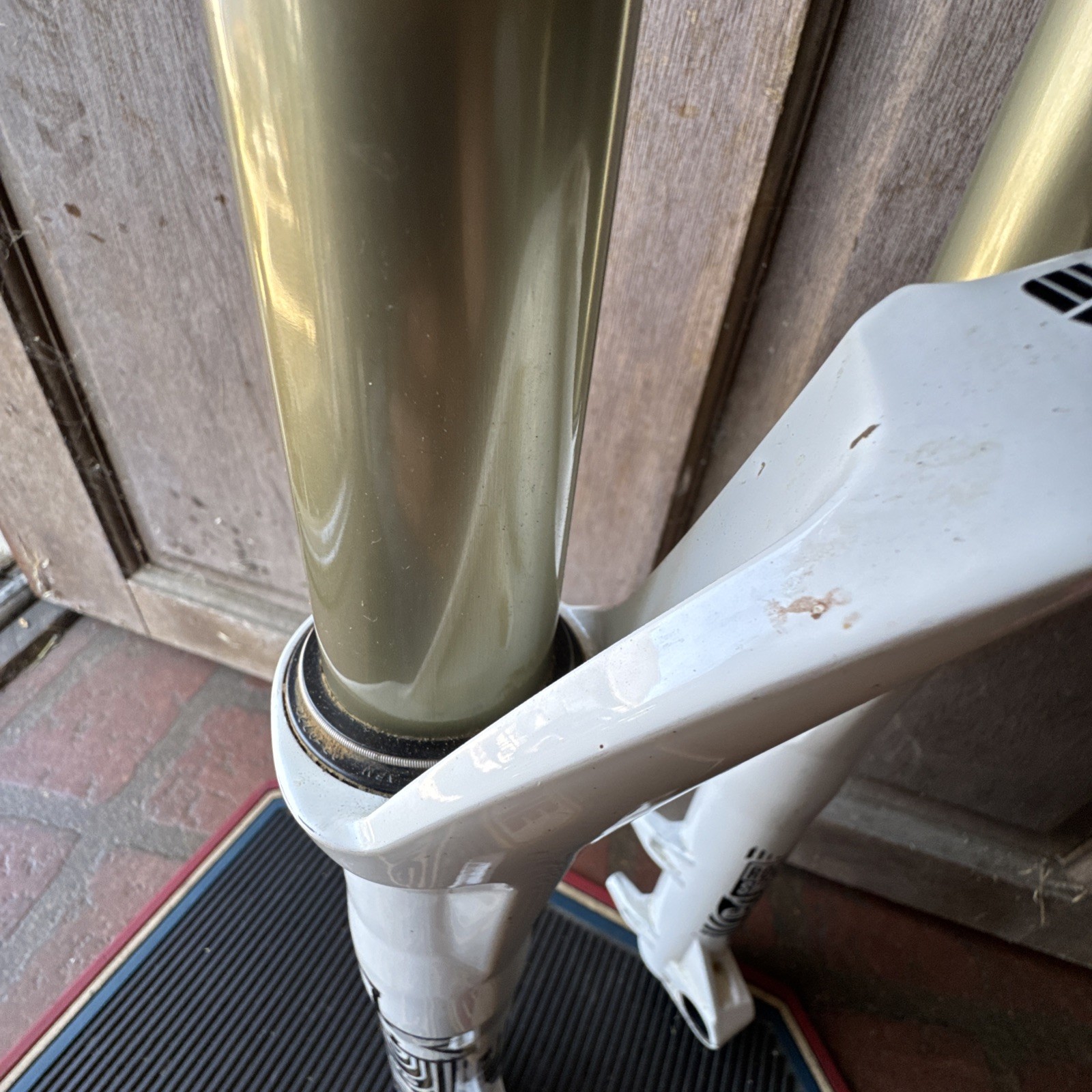 ROCKSHOX TOTEM DOWNHILL MOUNTAIN BIKE FORK 180 MM 1-1/8